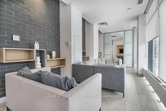 150 Fairview Mall Drive, #1702