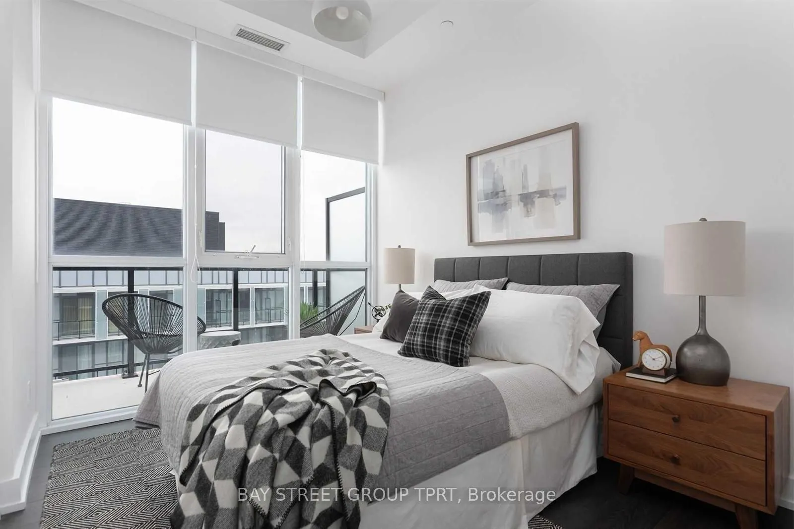 150 Fairview Mall Drive, #1702