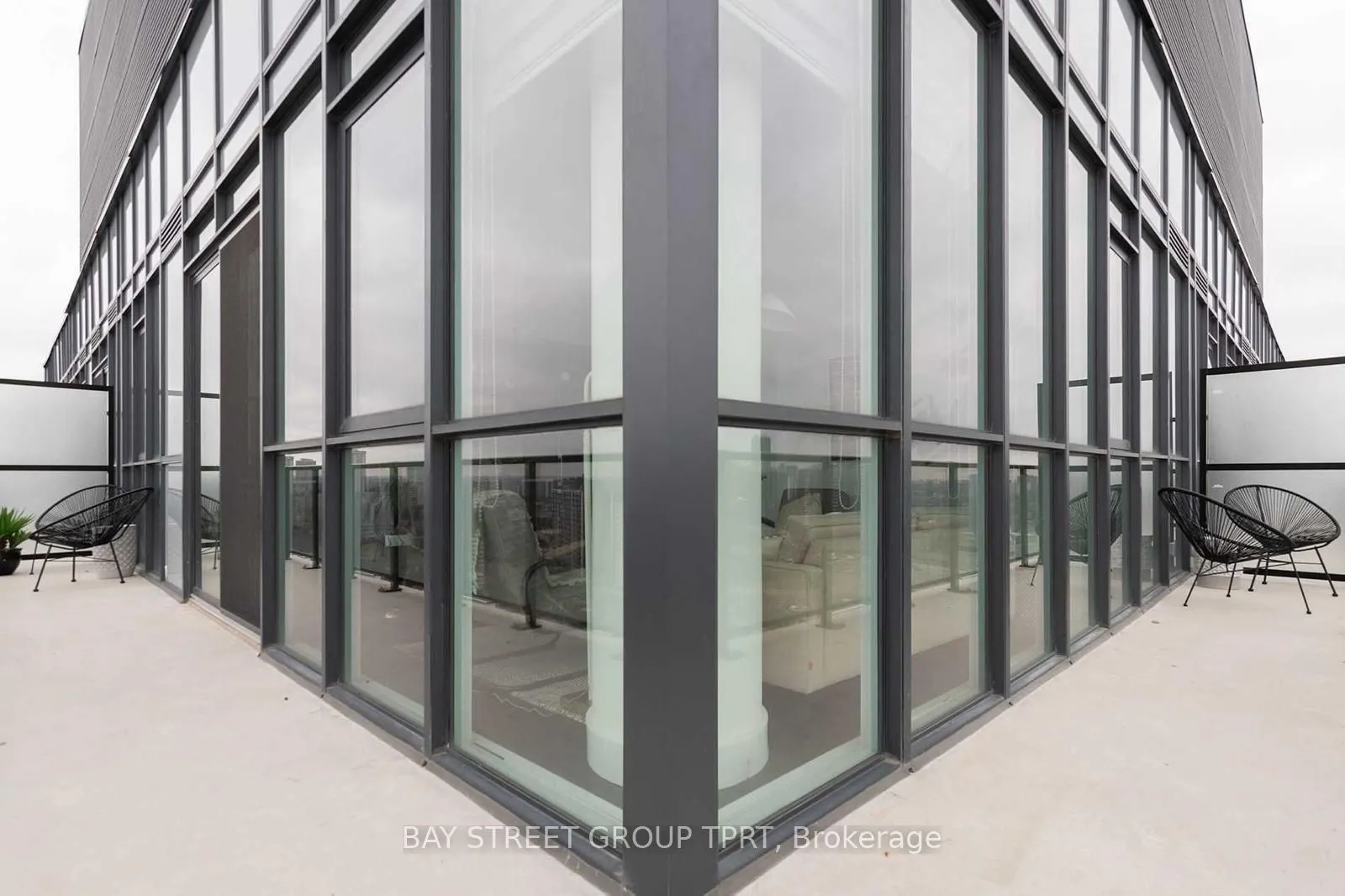 150 Fairview Mall Drive, #1702