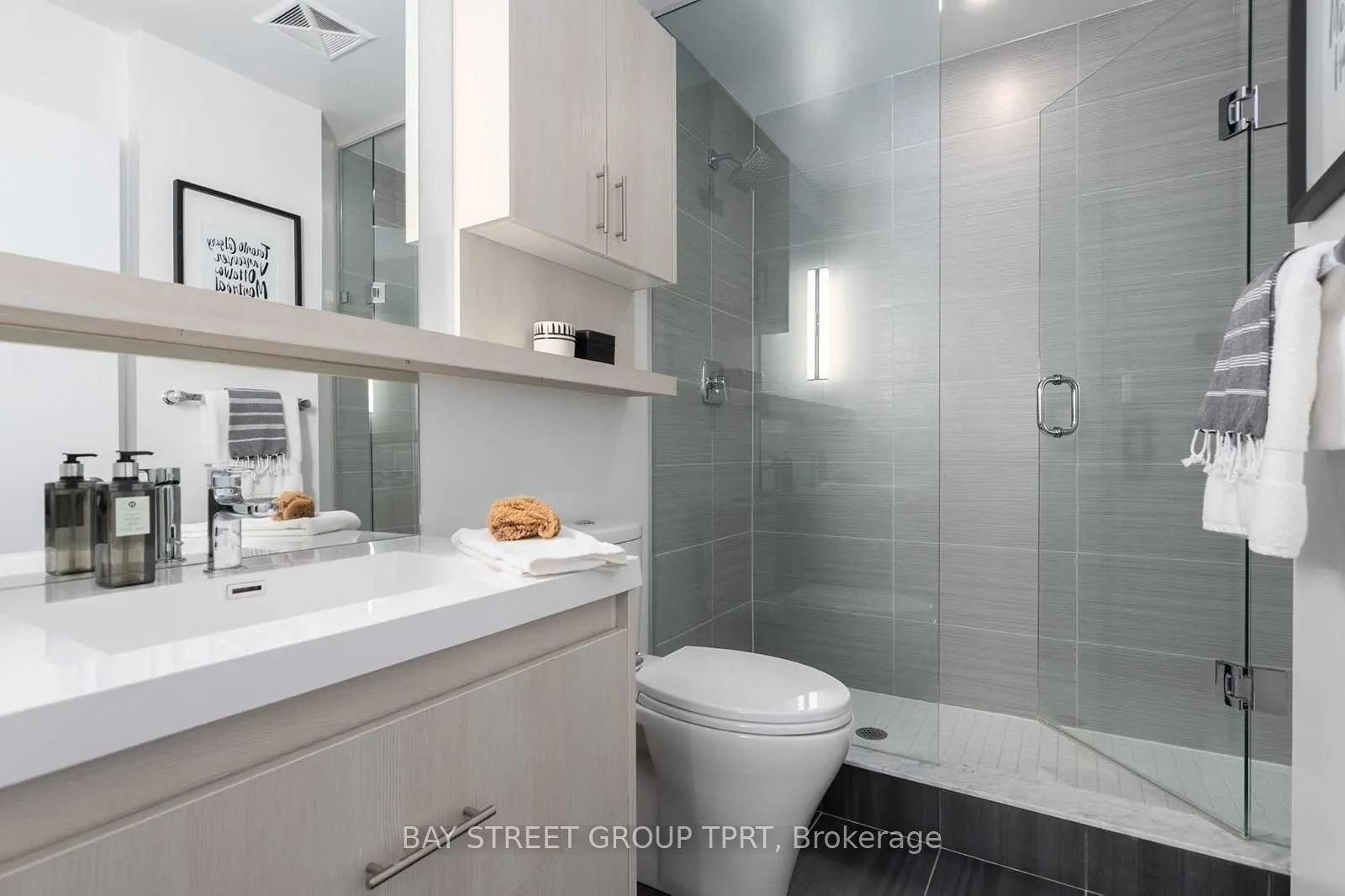 150 Fairview Mall Drive, #1702