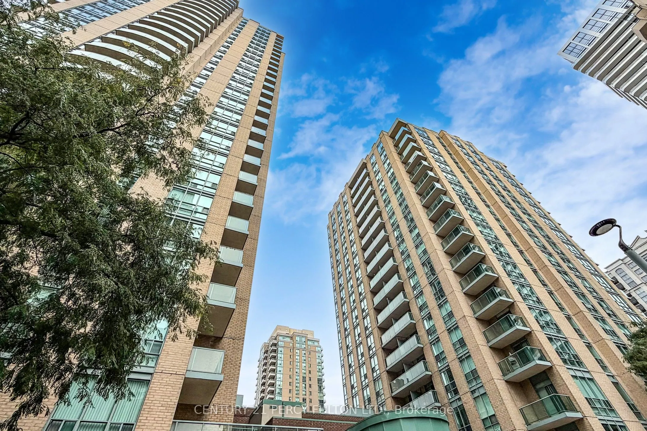 22 Olive Avenue, #2606