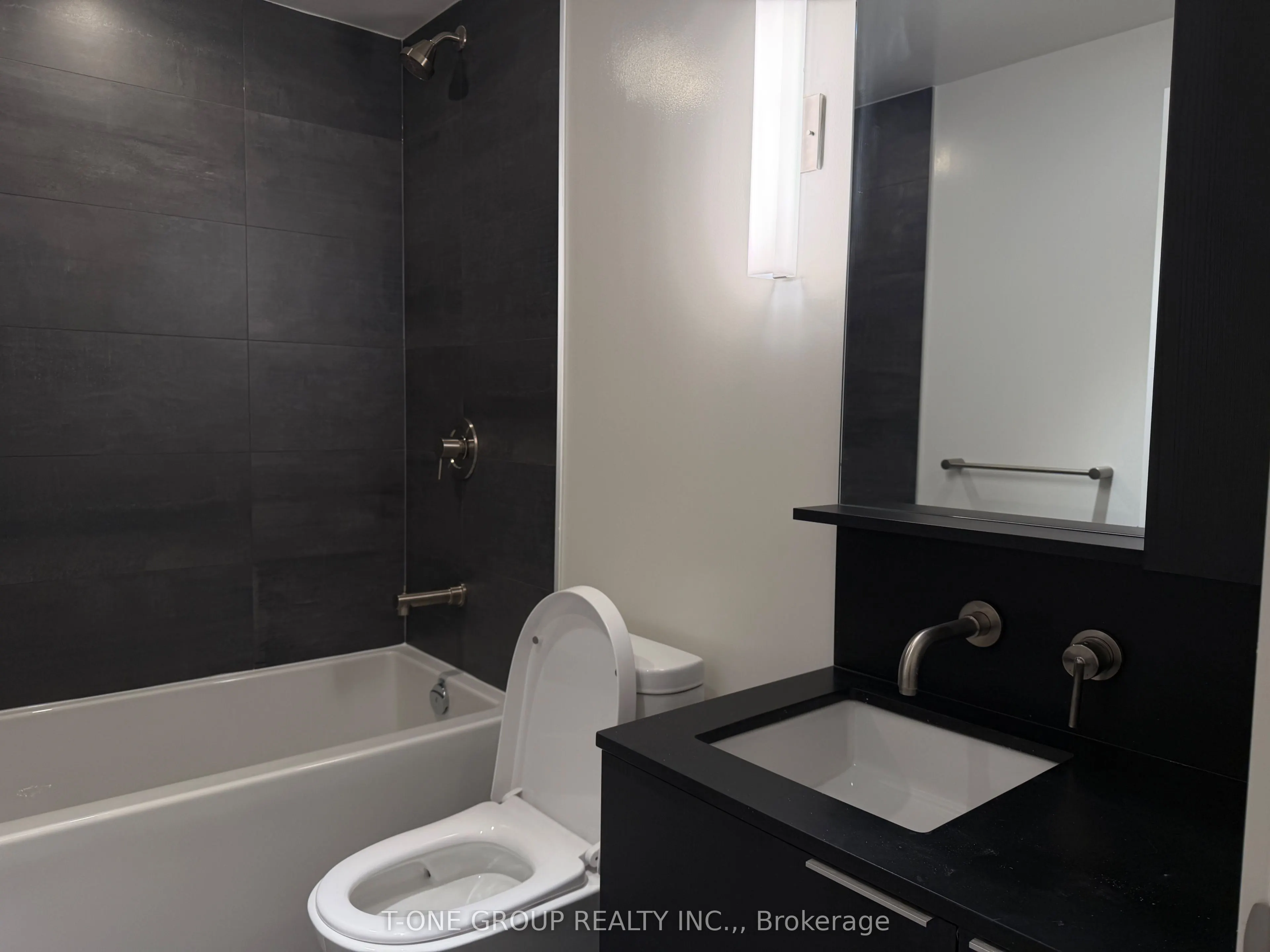 120 Broadway Avenue, #513N