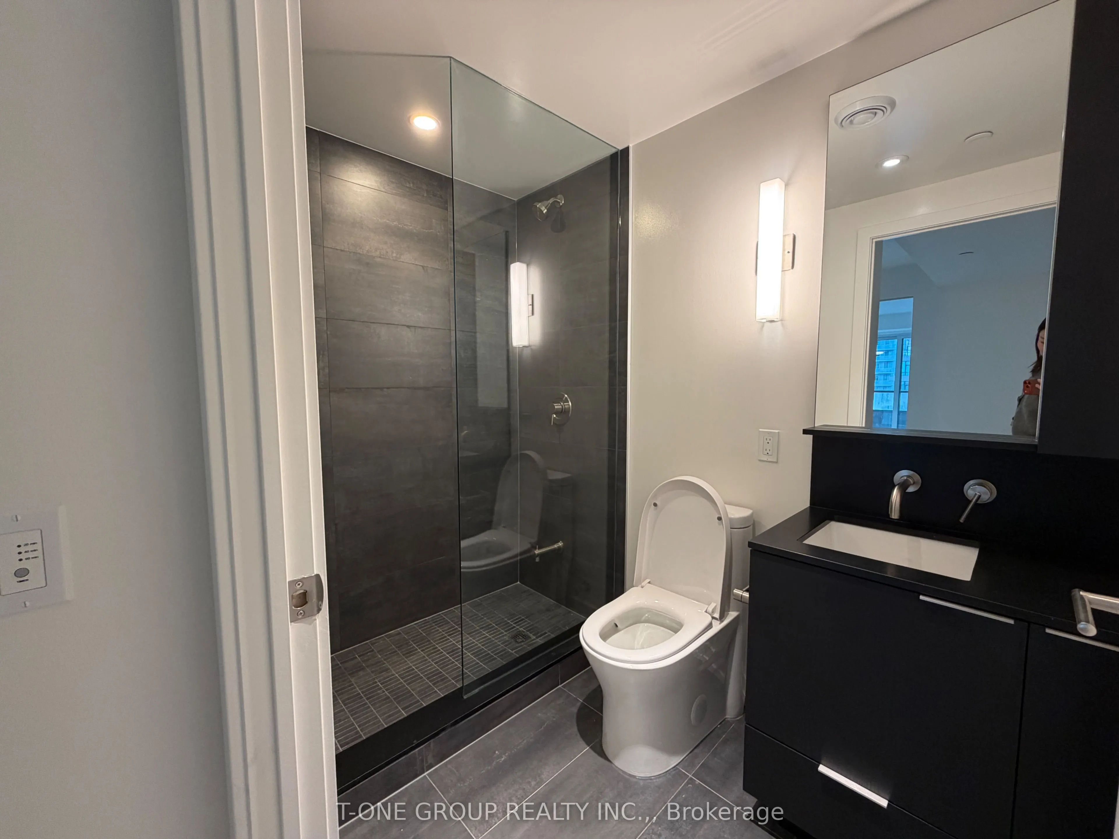 120 Broadway Avenue, #513N