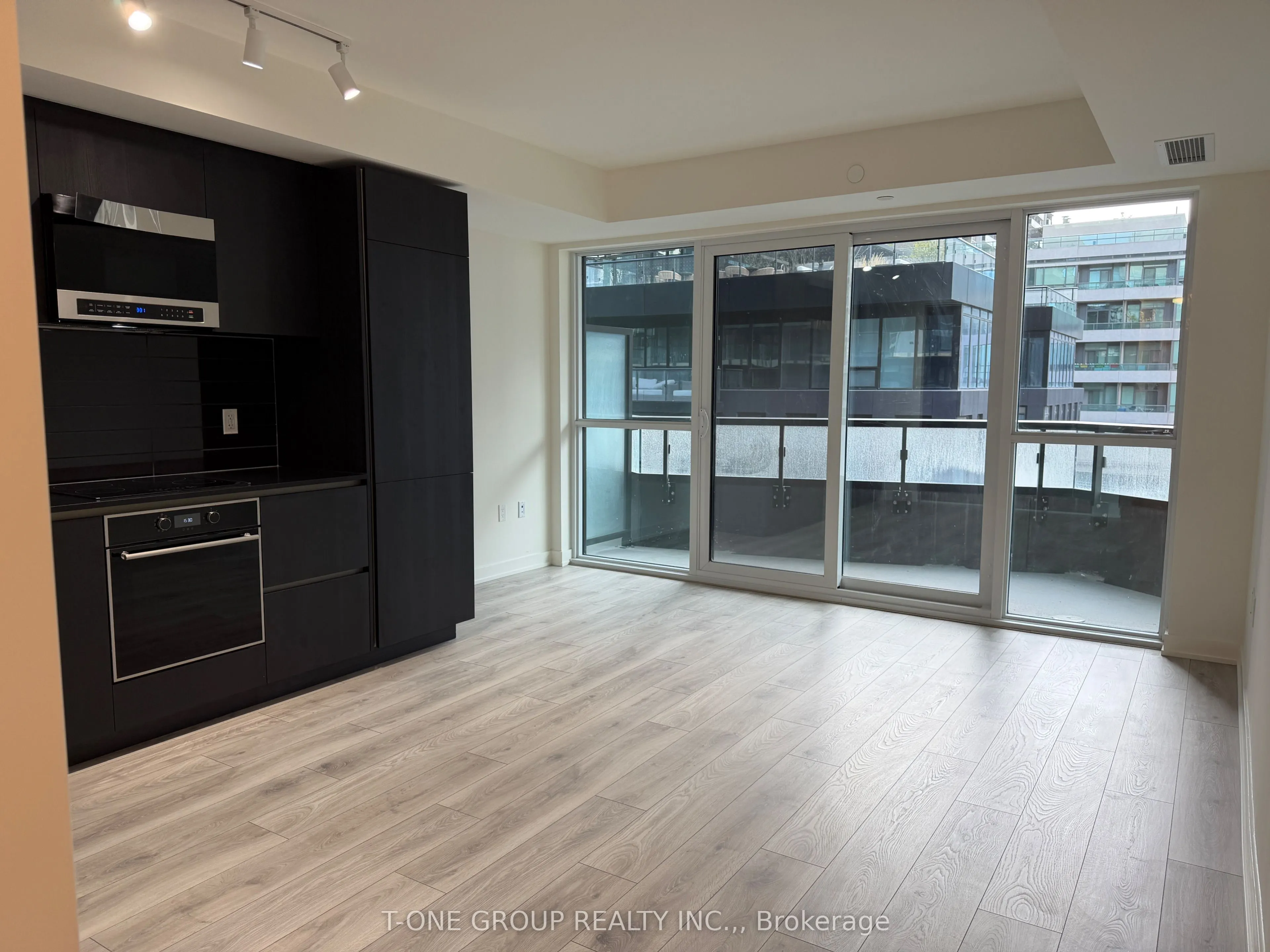 120 Broadway Avenue, #513N