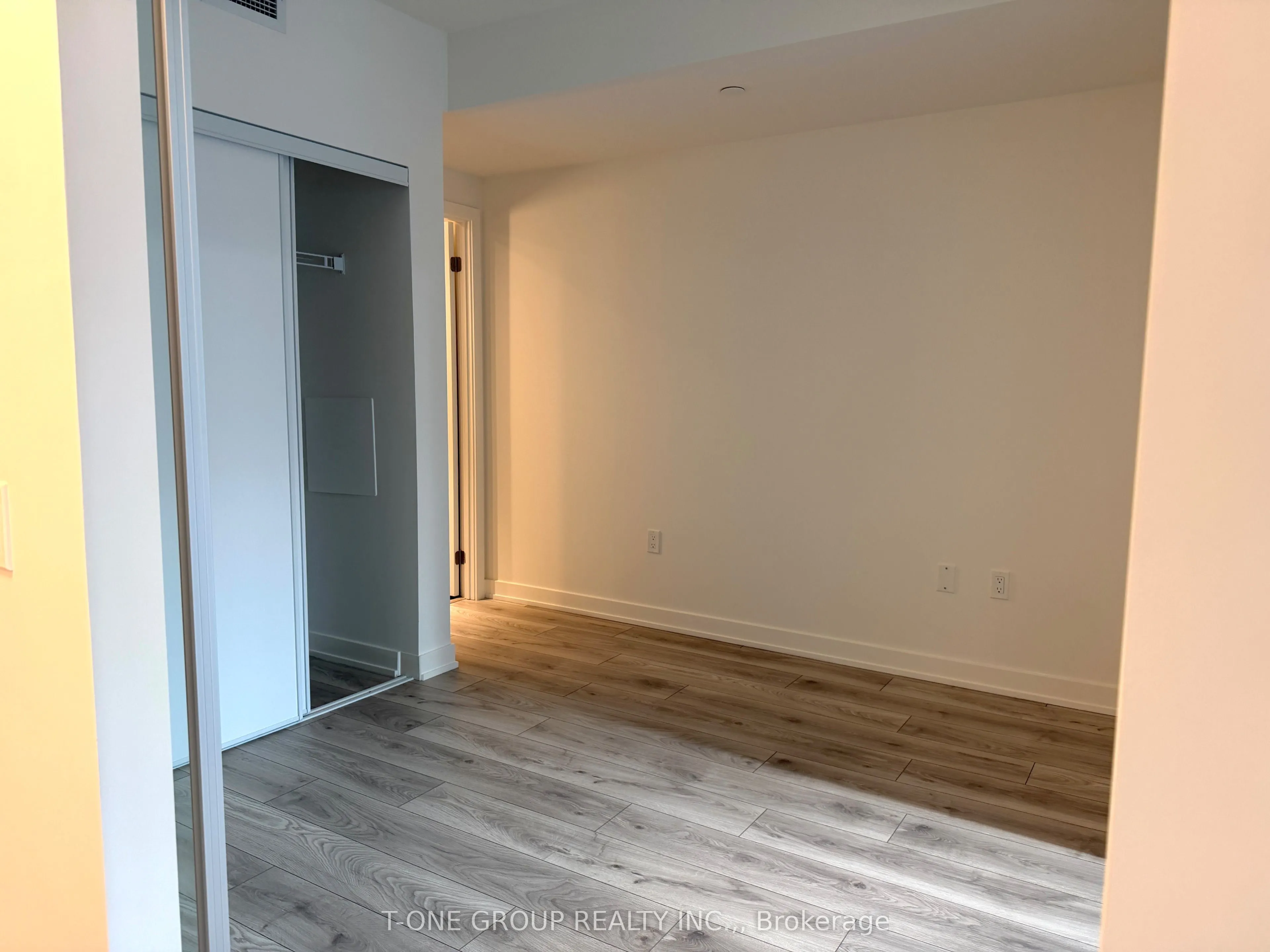 120 Broadway Avenue, #513N