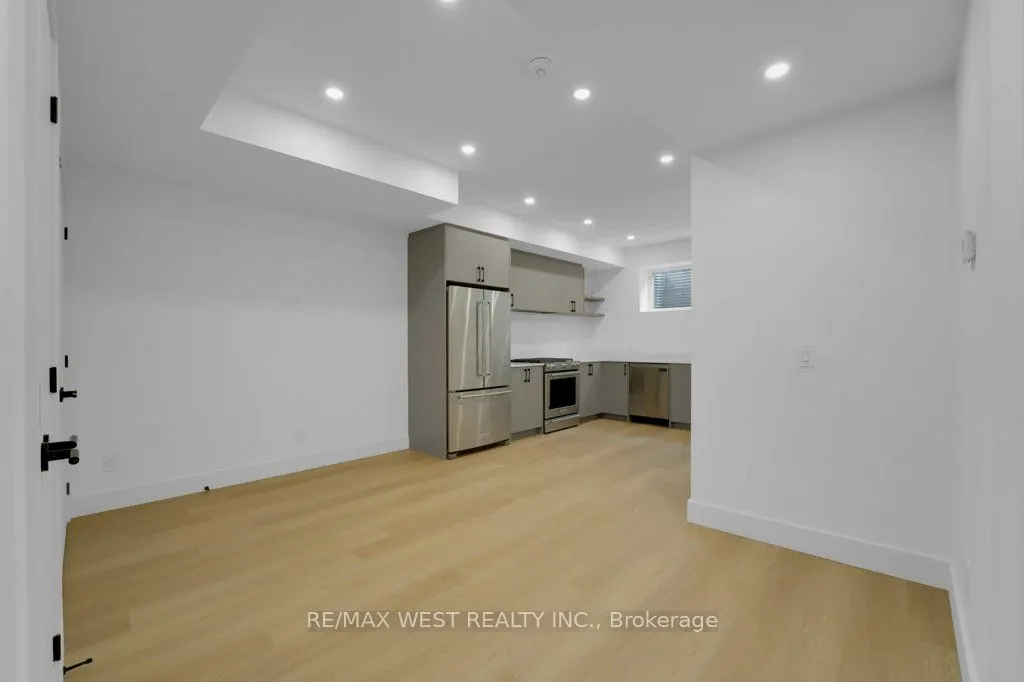 661 Winona Drive, #D
