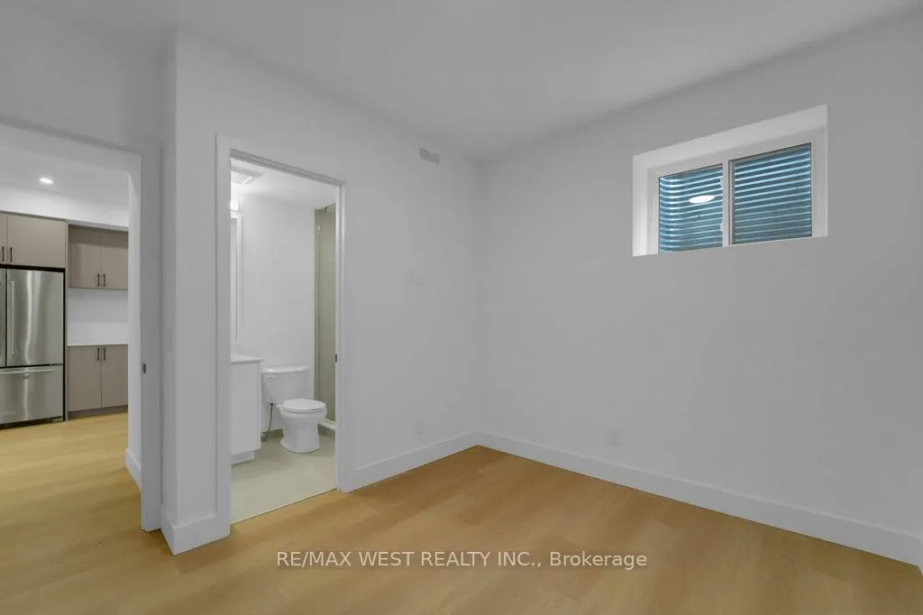 661 Winona Drive, #D