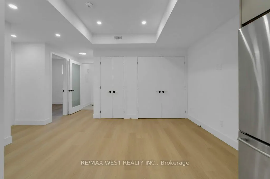 661 Winona Drive, #D