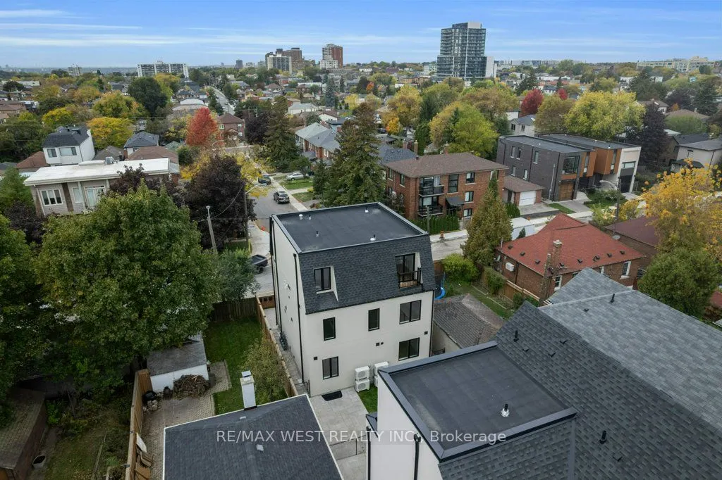 661 Winona Drive, #D