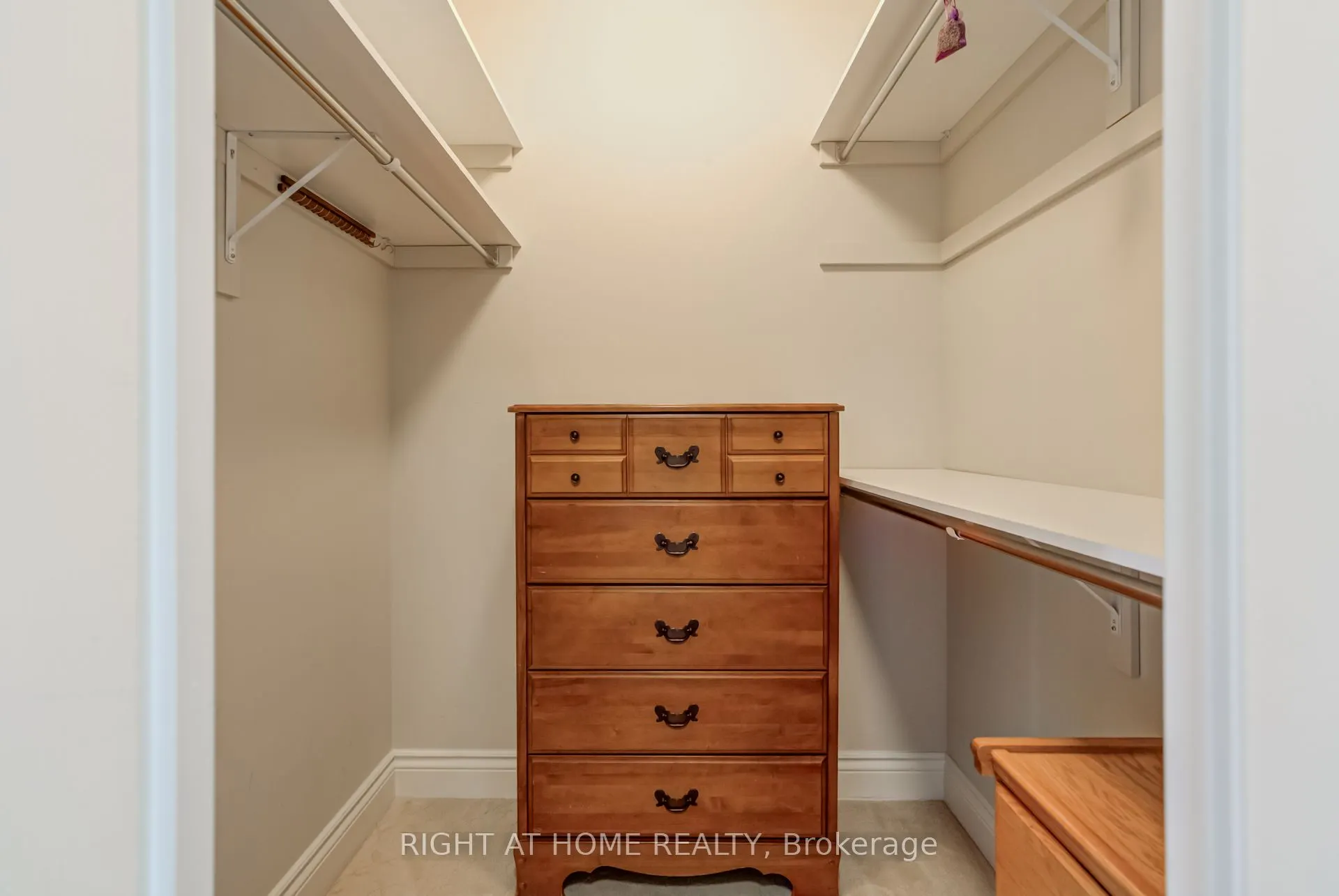 65 Skymark Drive, #707