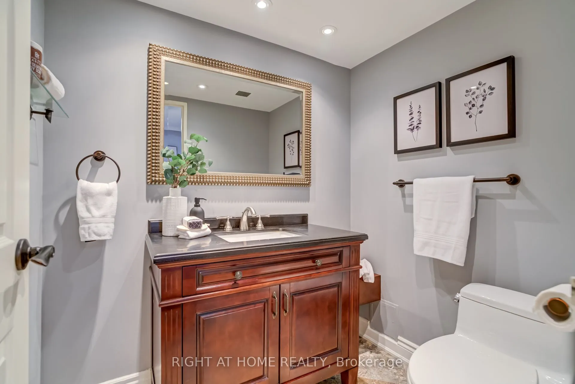 65 Skymark Drive, #707