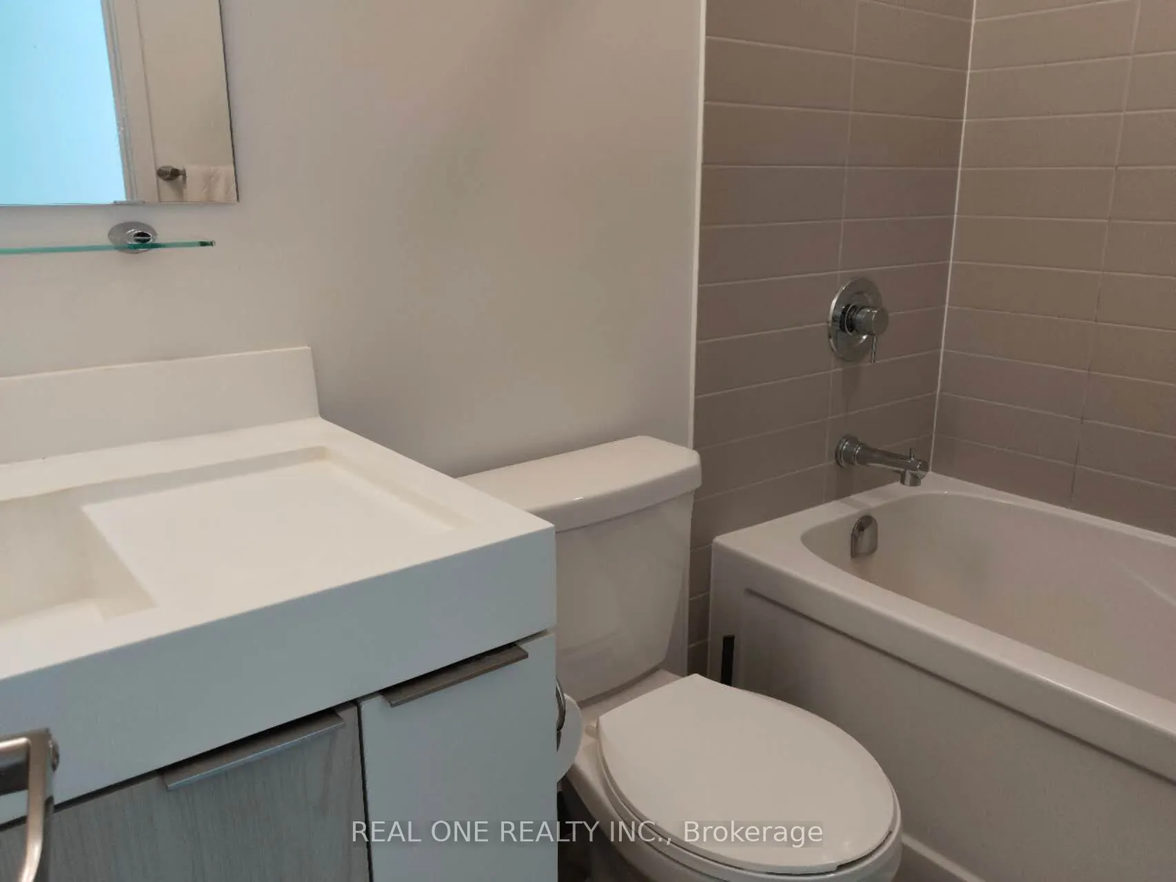 20 Tubman Avenue, #621