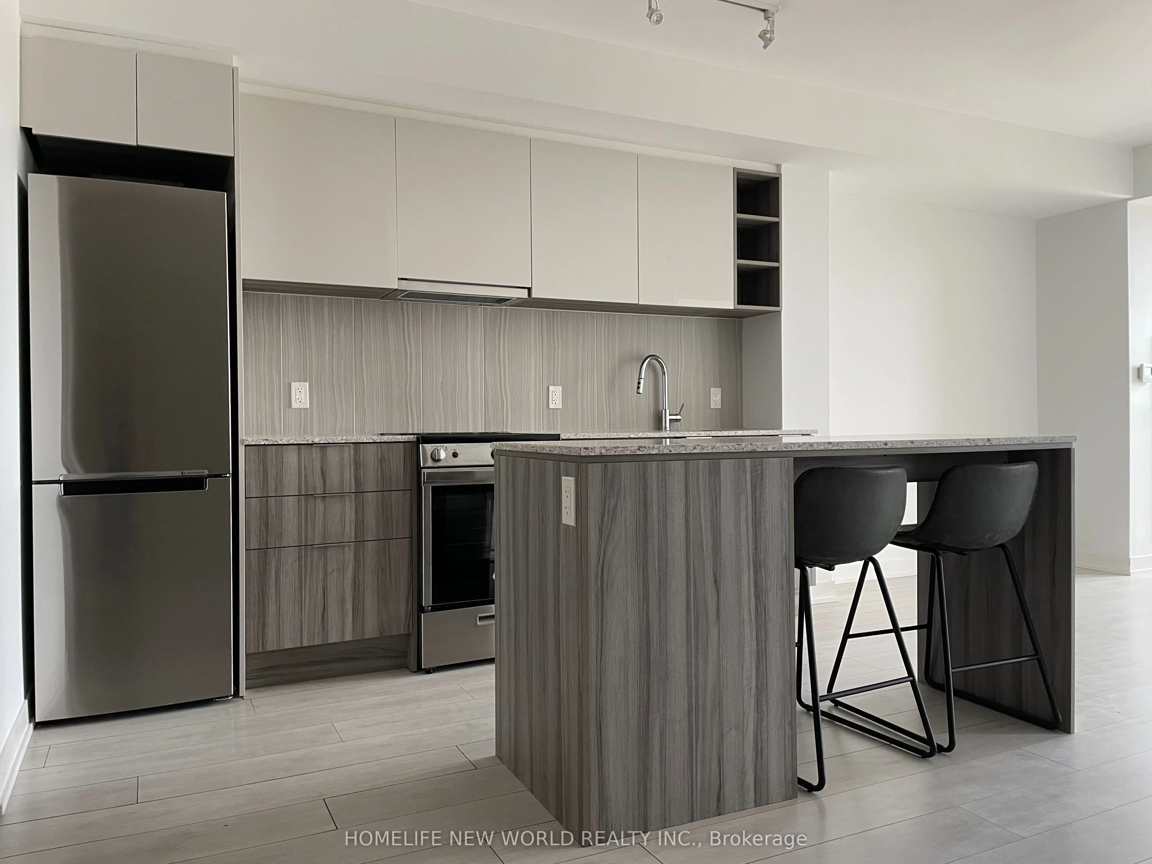 31 Tippett Road, #415