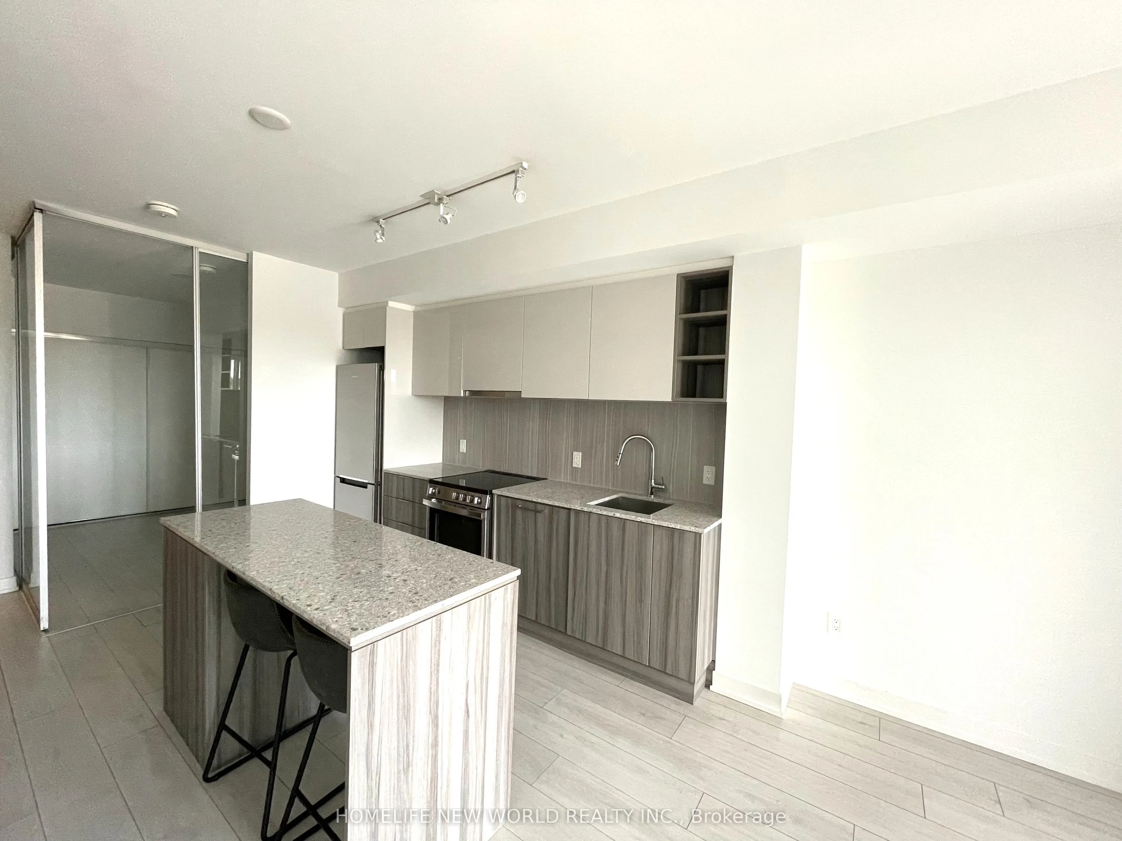 31 Tippett Road, #415