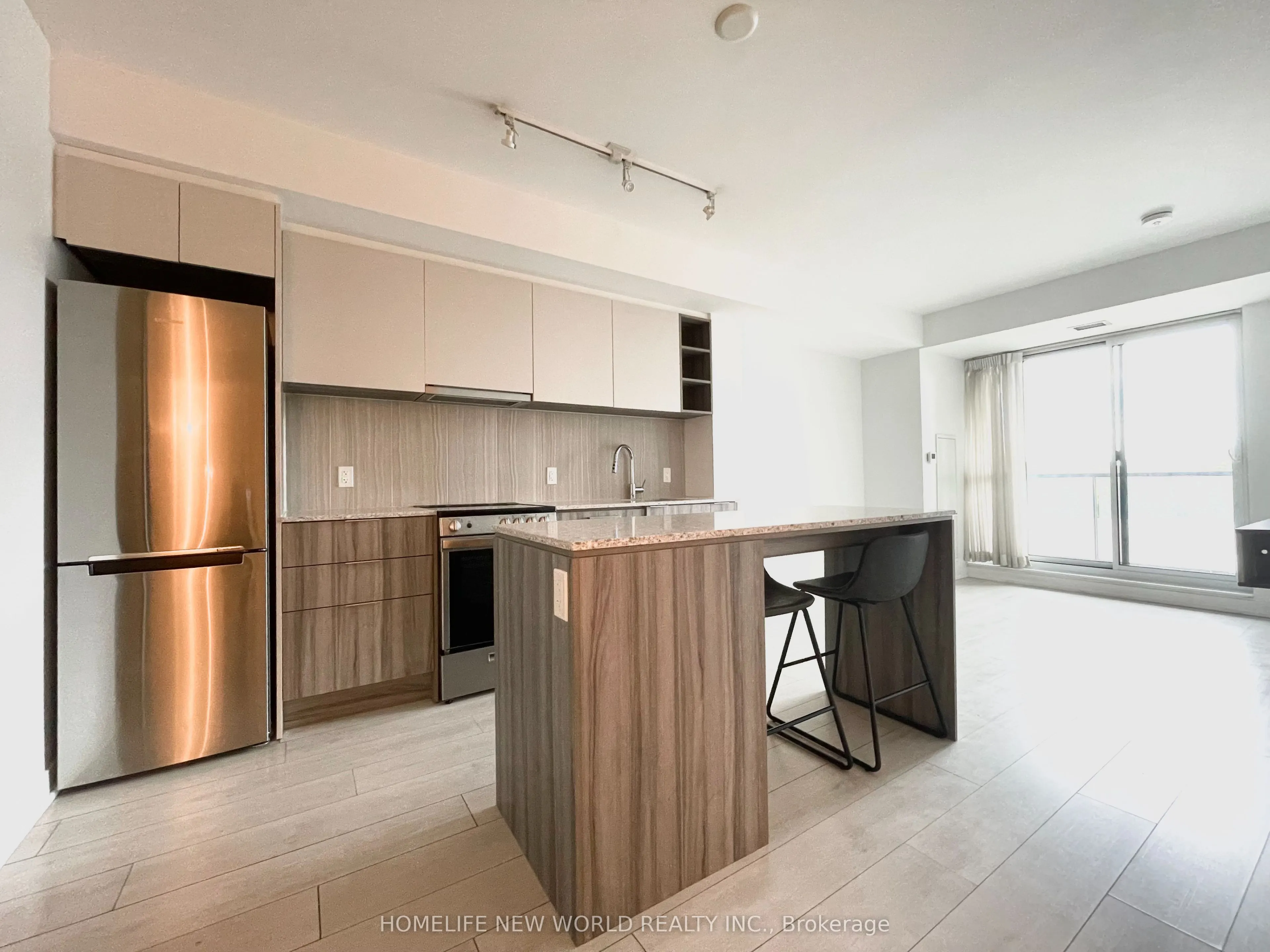31 Tippett Road, #415