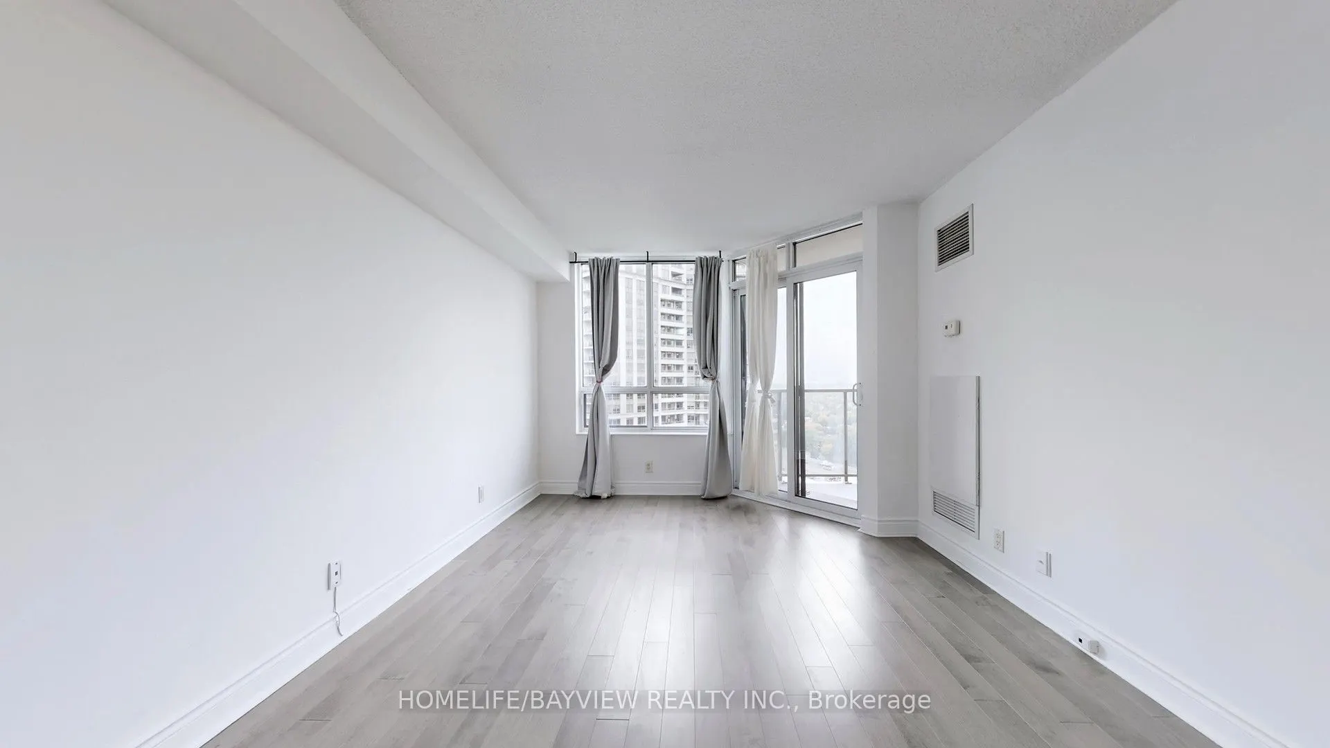 78 Harrison Garden Boulevard, #1706