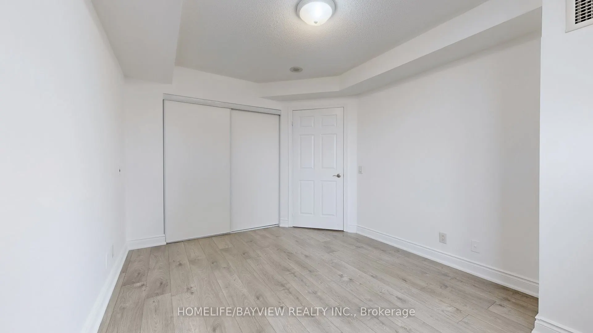 78 Harrison Garden Boulevard, #1706