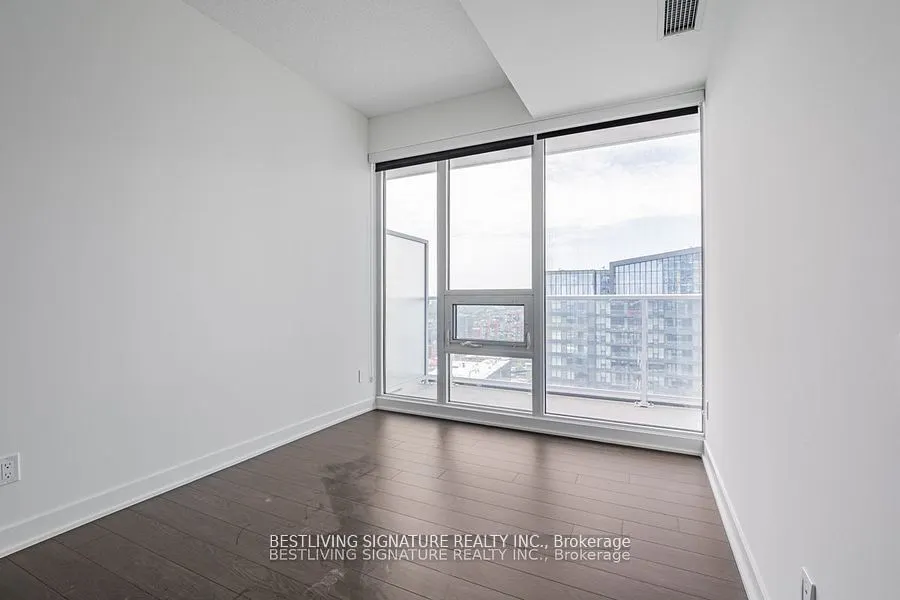 17 Bathurst Street, #3608