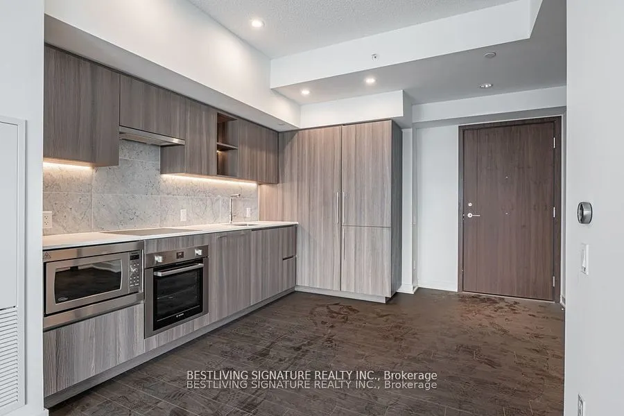 17 Bathurst Street, #3608