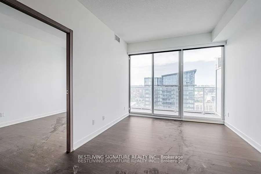 17 Bathurst Street, #3608