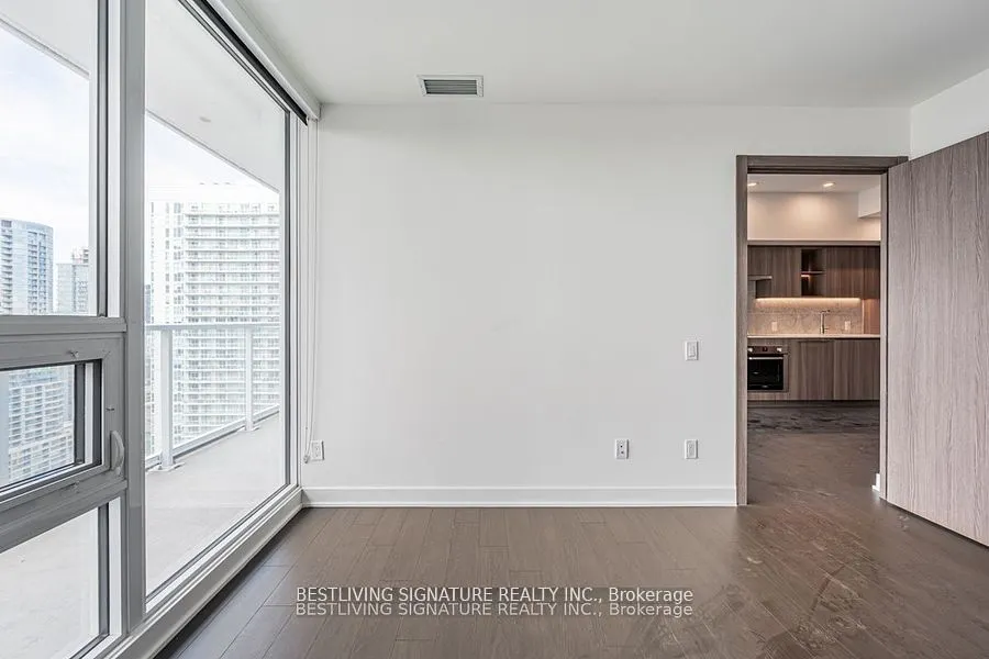 17 Bathurst Street, #3608