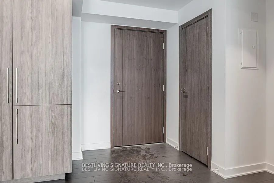 17 Bathurst Street, #3608