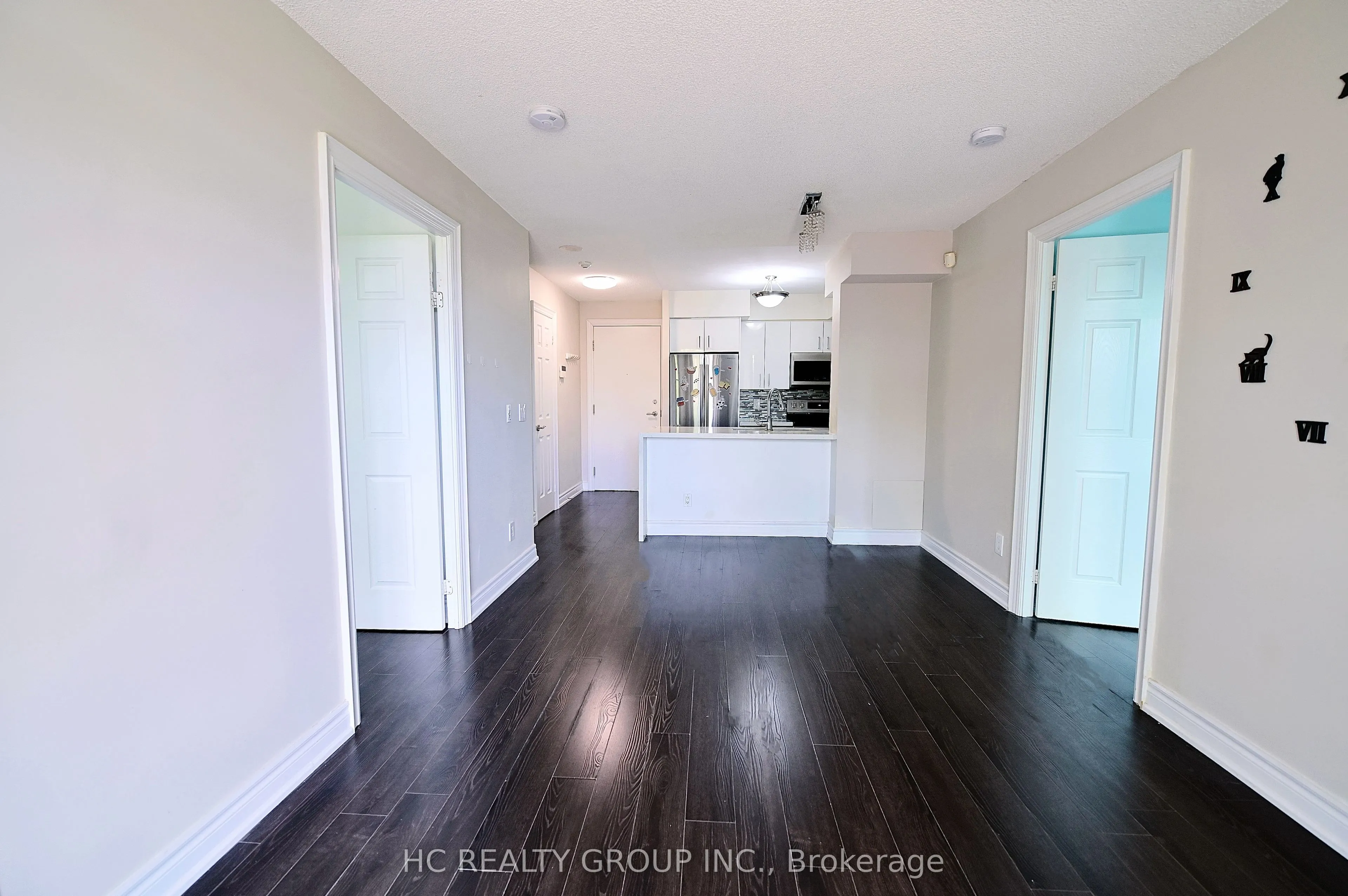 15 Greenview Avenue, #311