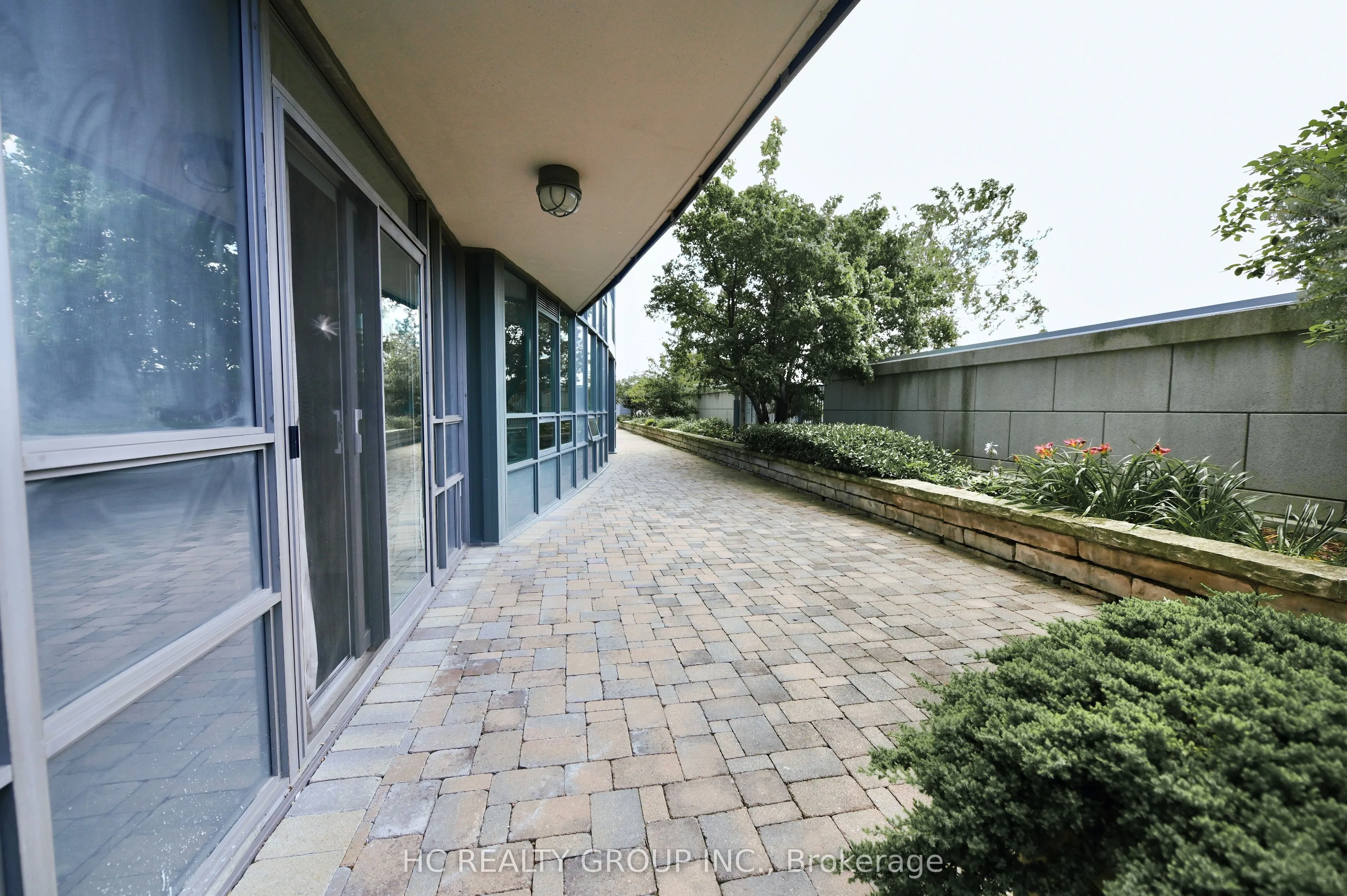 15 Greenview Avenue, #311