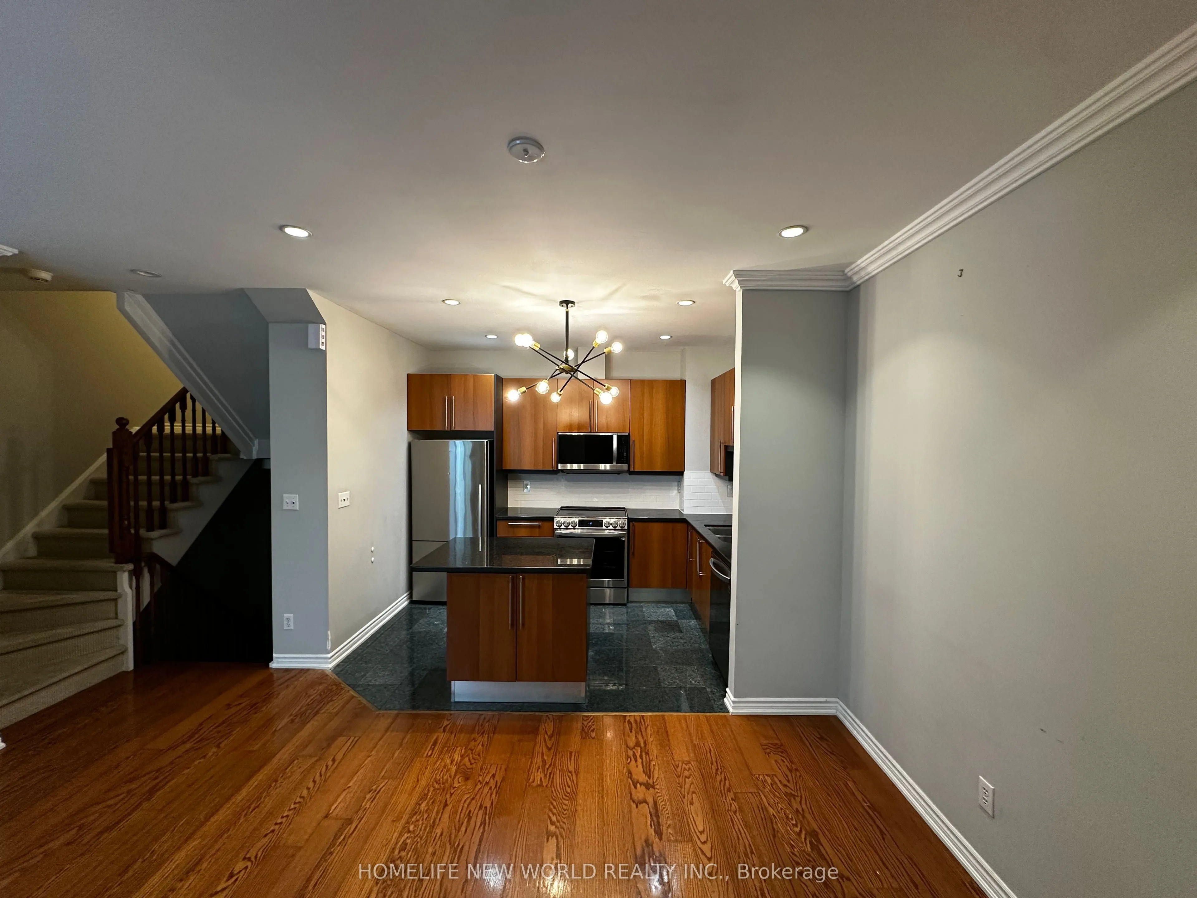 11 Everson Drive, #204