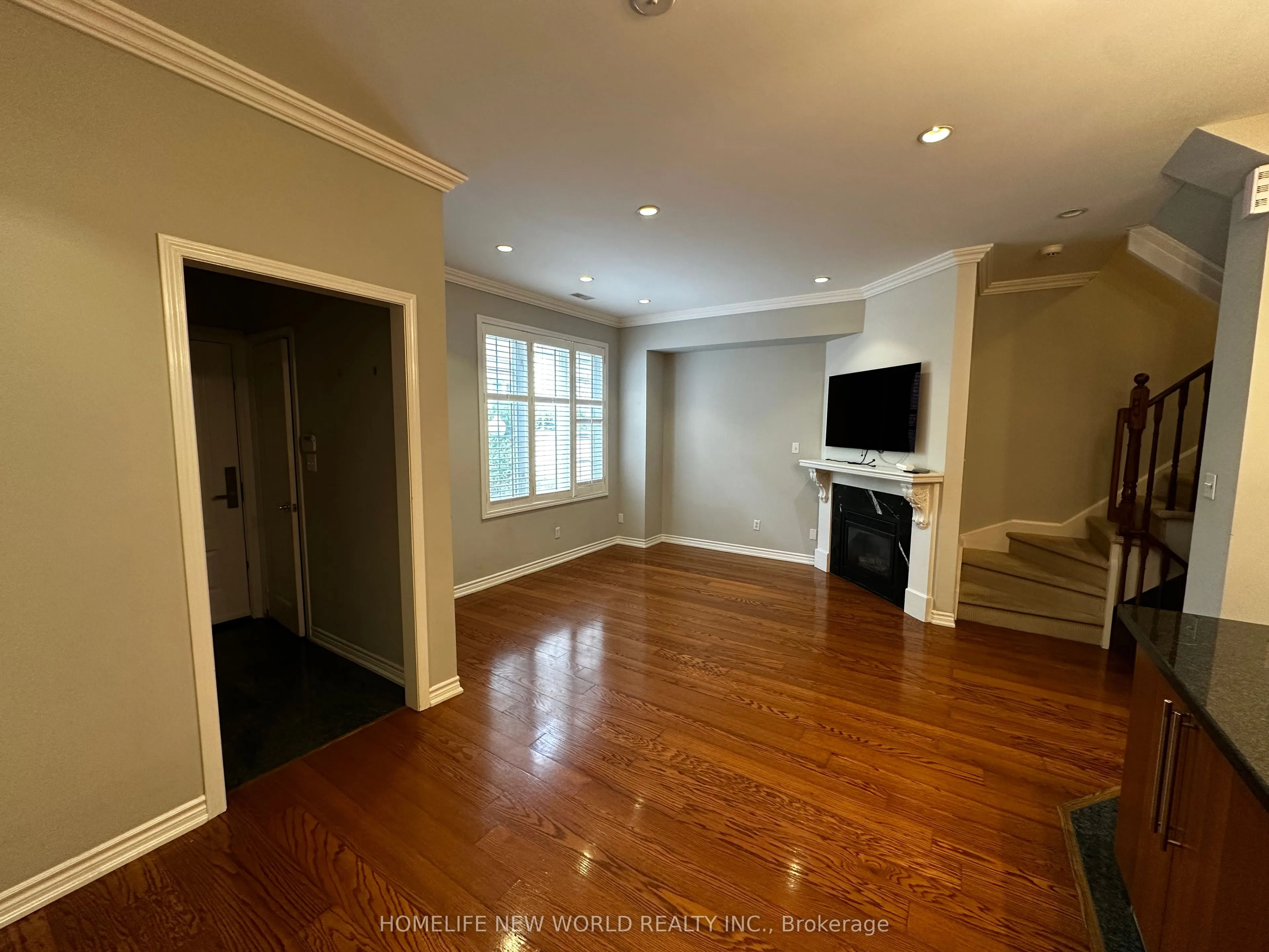 11 Everson Drive, #204