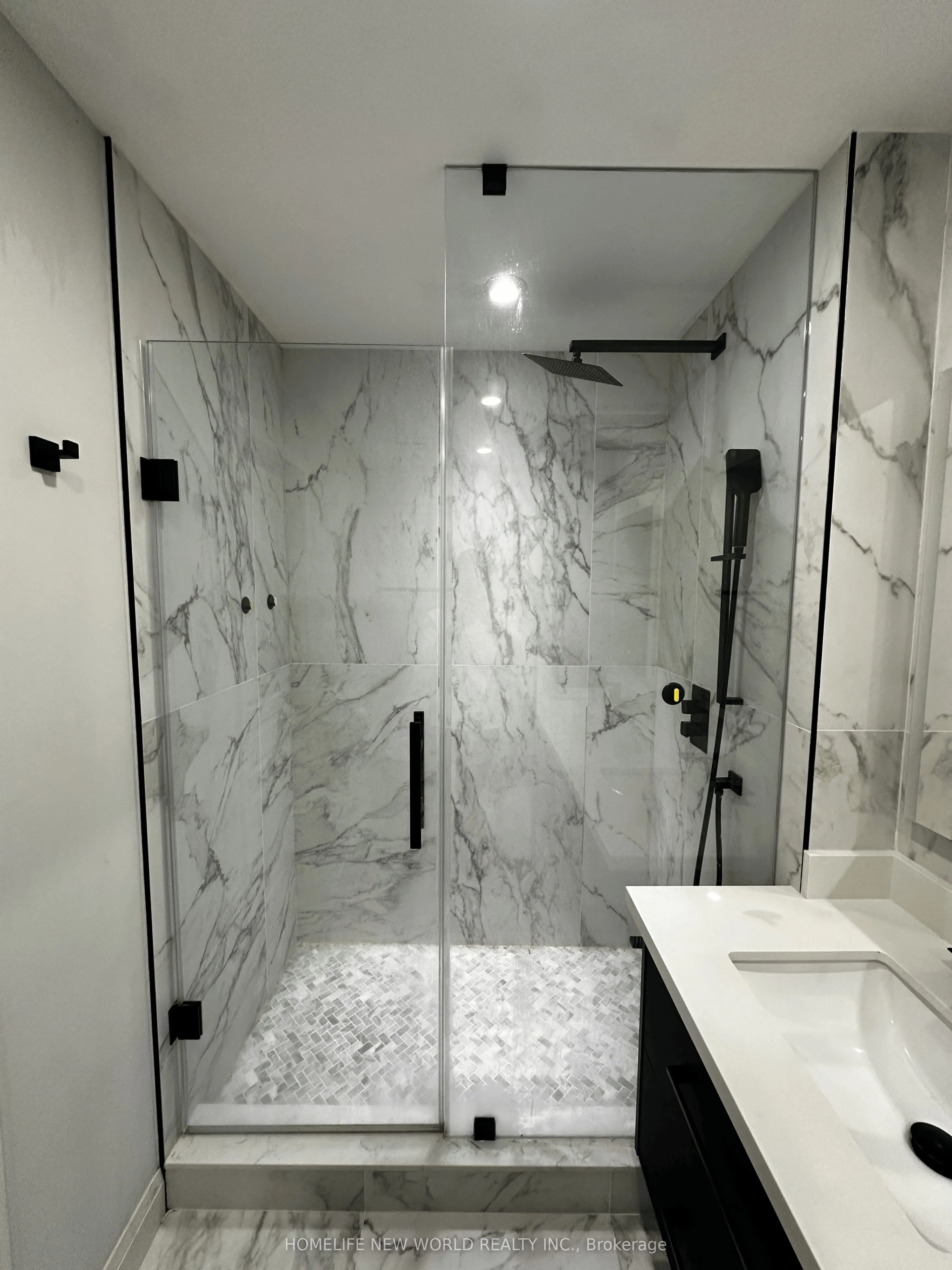 11 Everson Drive, #204