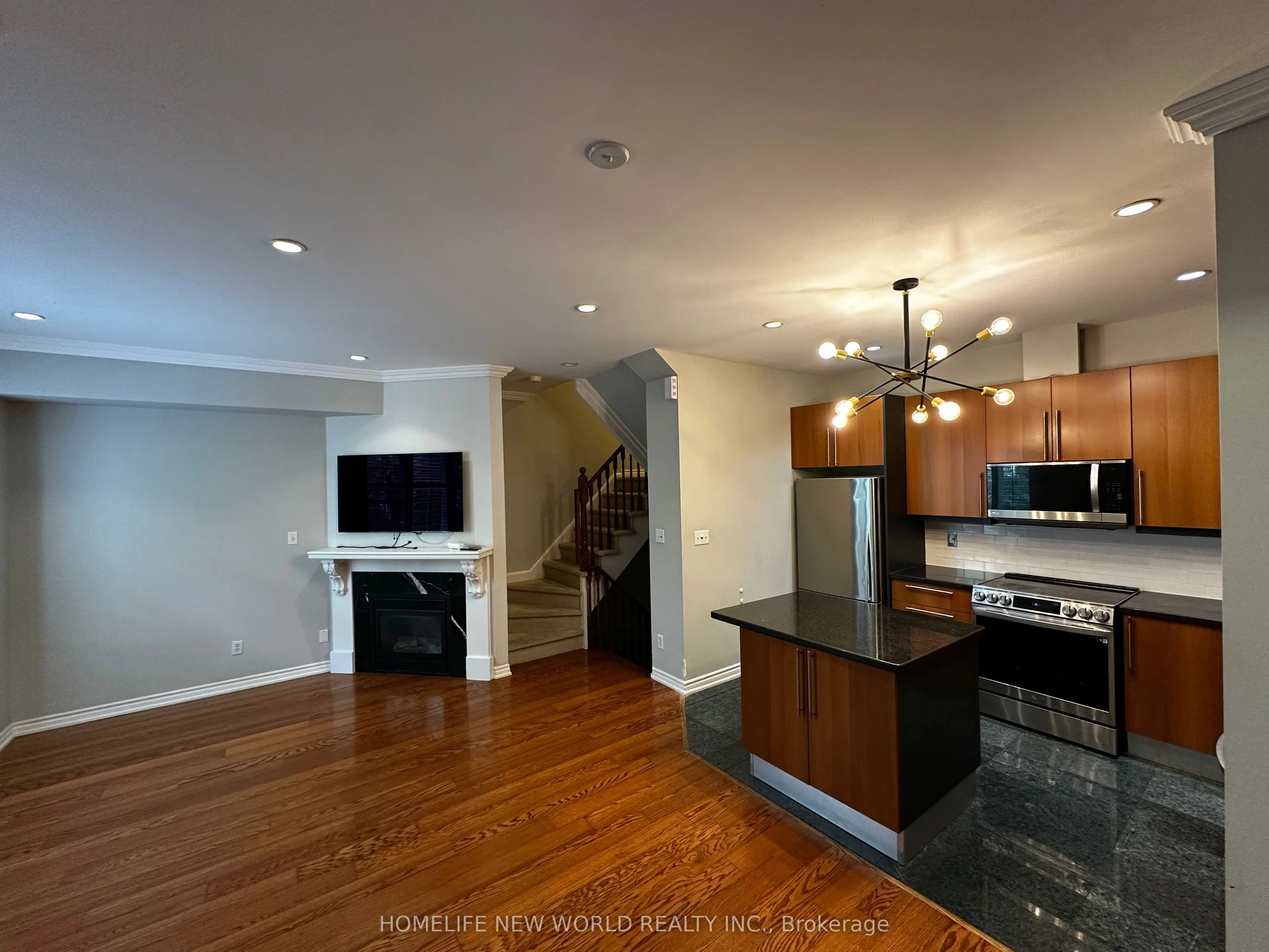 11 Everson Drive, #204