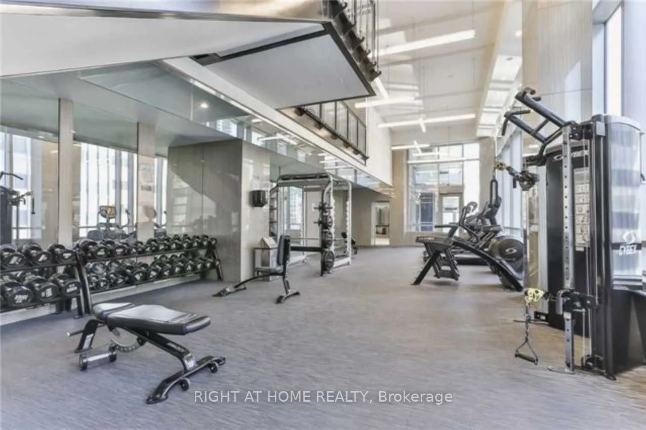 98 Lillian Street NE, #1815