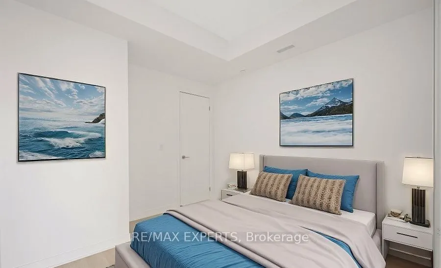 185 Alberta Avenue, #709