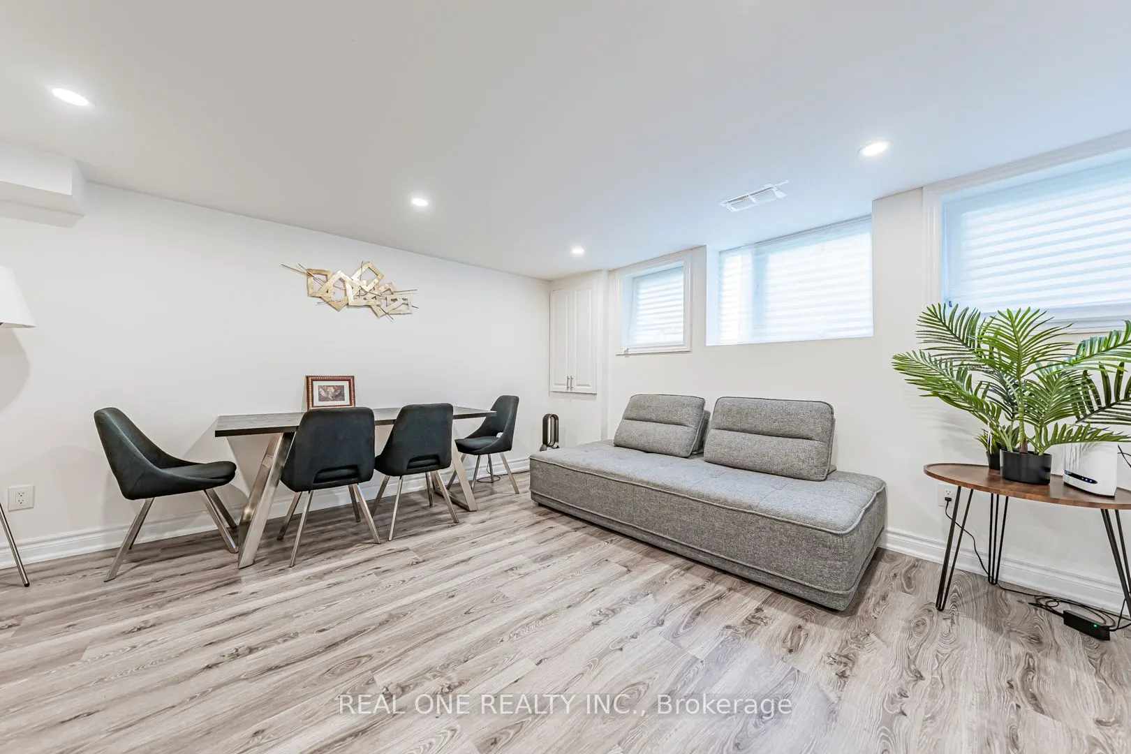 60 Paperbirch Drive