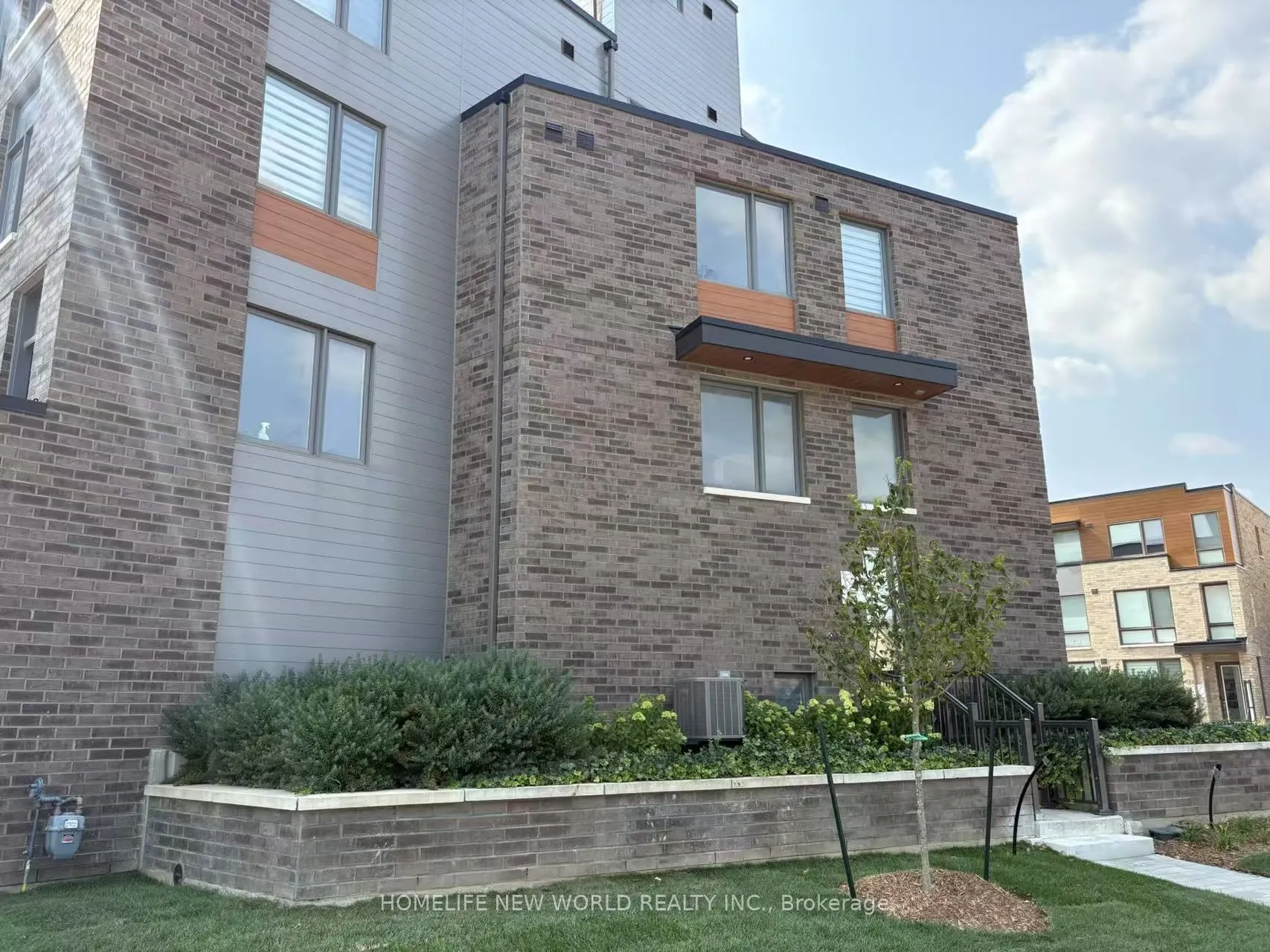 72 Hooyo Terrace, #Room 1