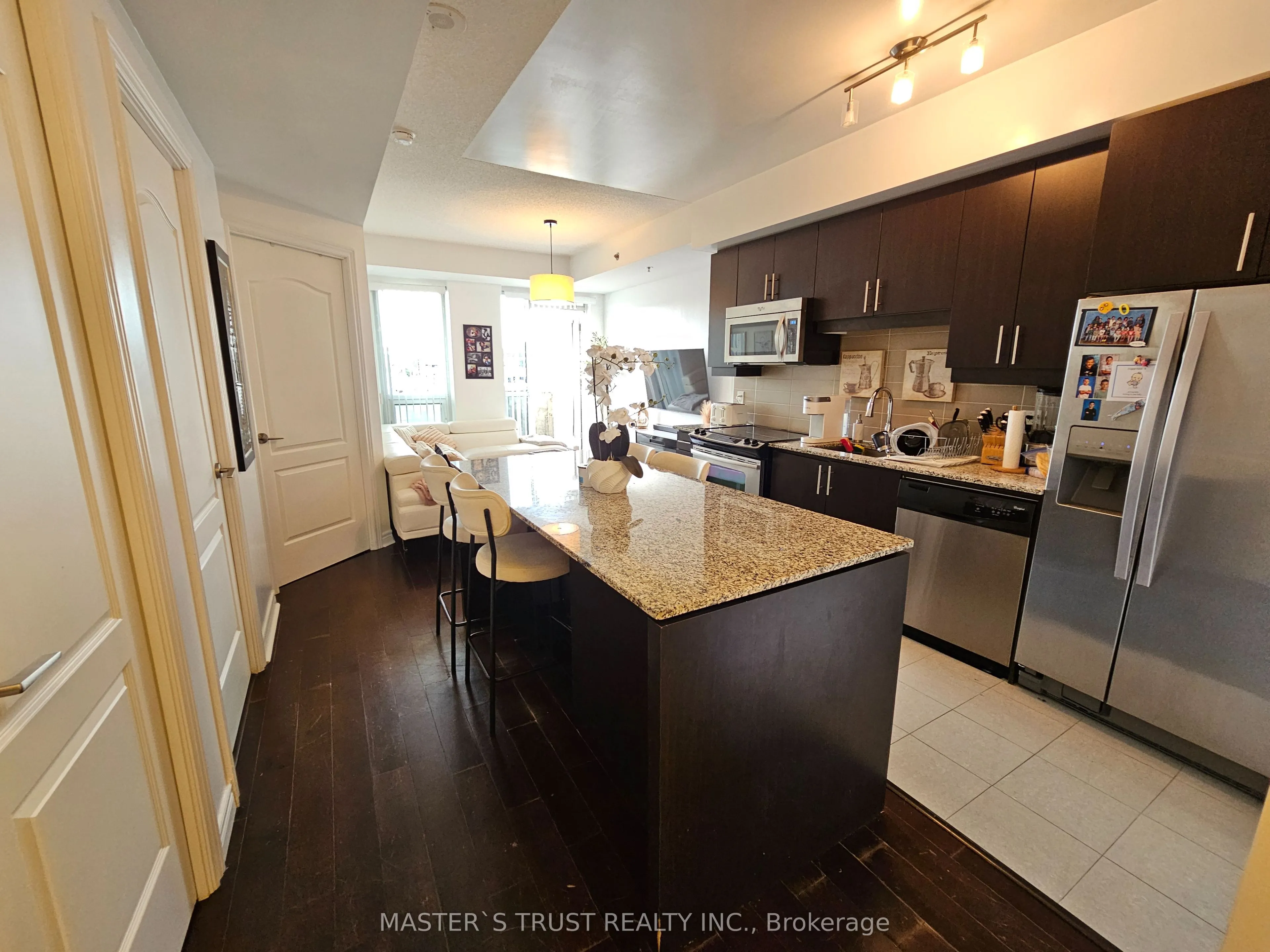2756 Old Leslie Street, #215