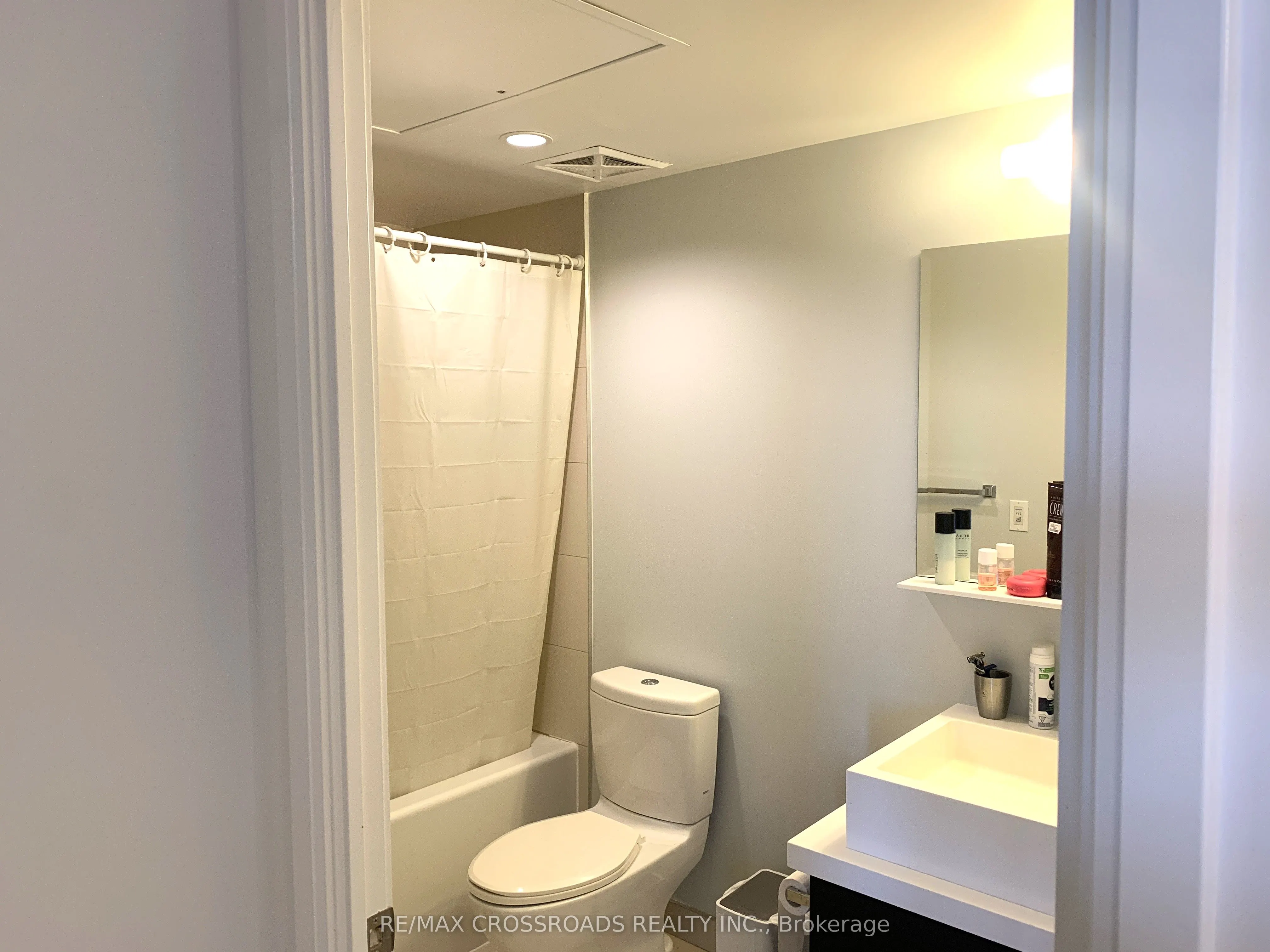 1080 Bay Street, #3611