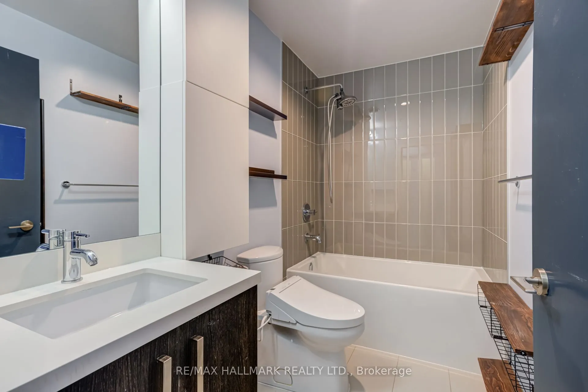 120 Bayview Avenue, #S513