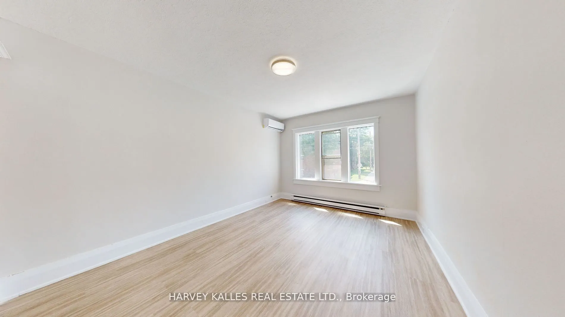 1065 Bathurst Street, #1