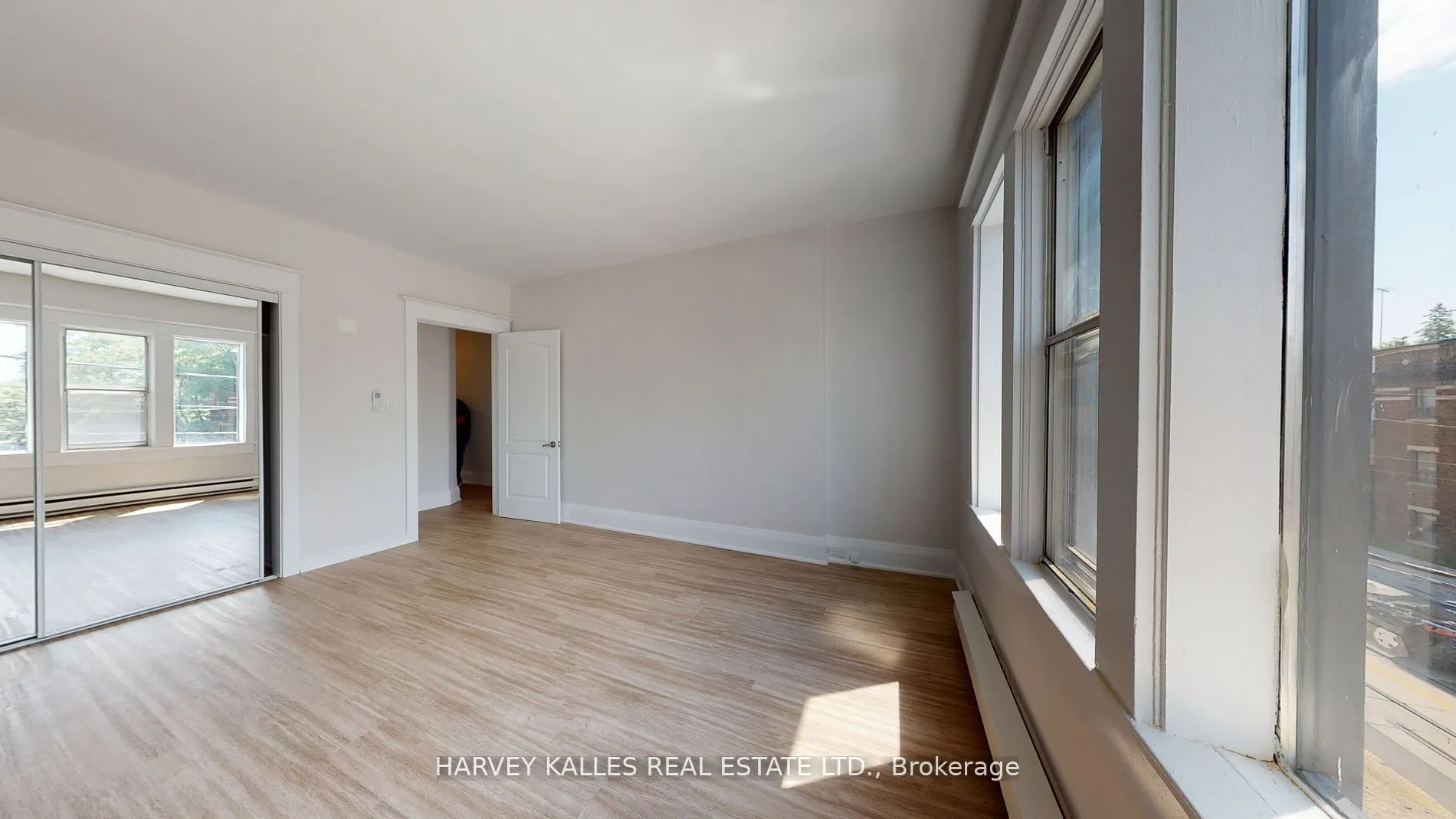 1065 Bathurst Street, #1