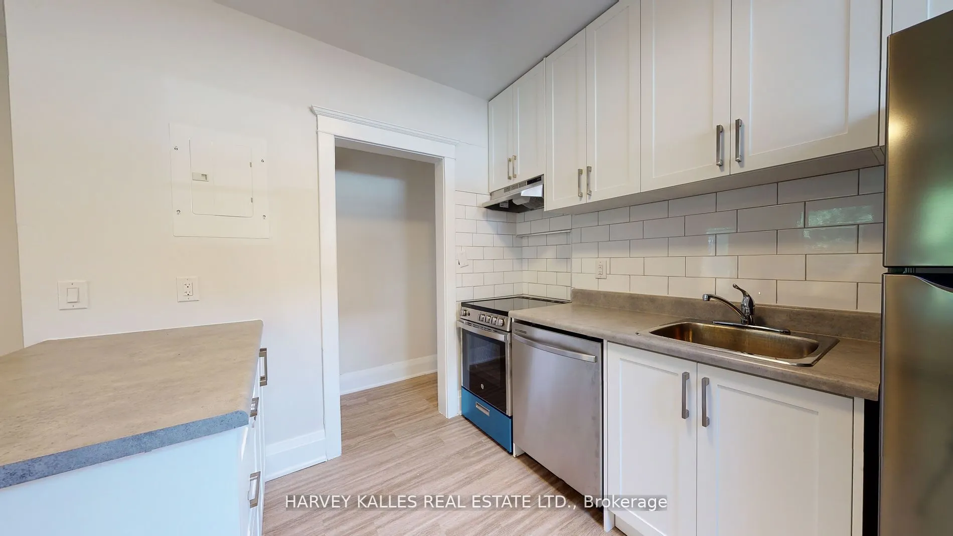 1065 Bathurst Street, #1