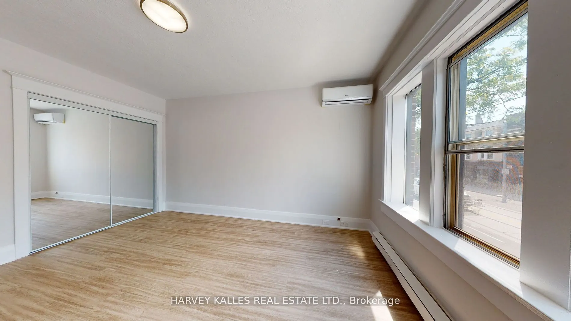 1065 Bathurst Street, #1