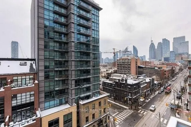230 King Street E, #905