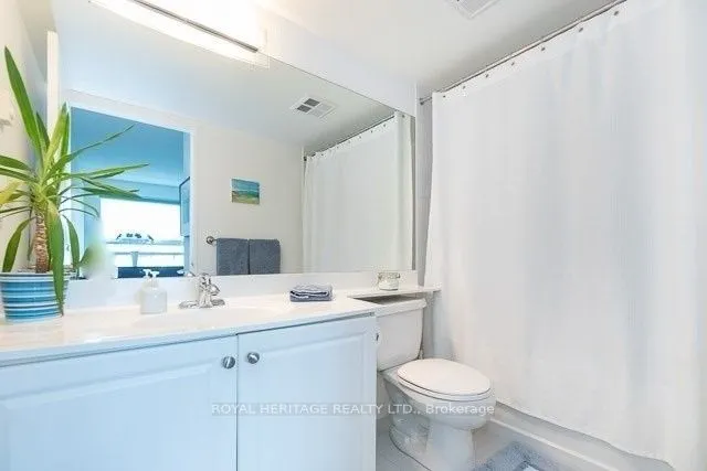 230 King Street E, #905