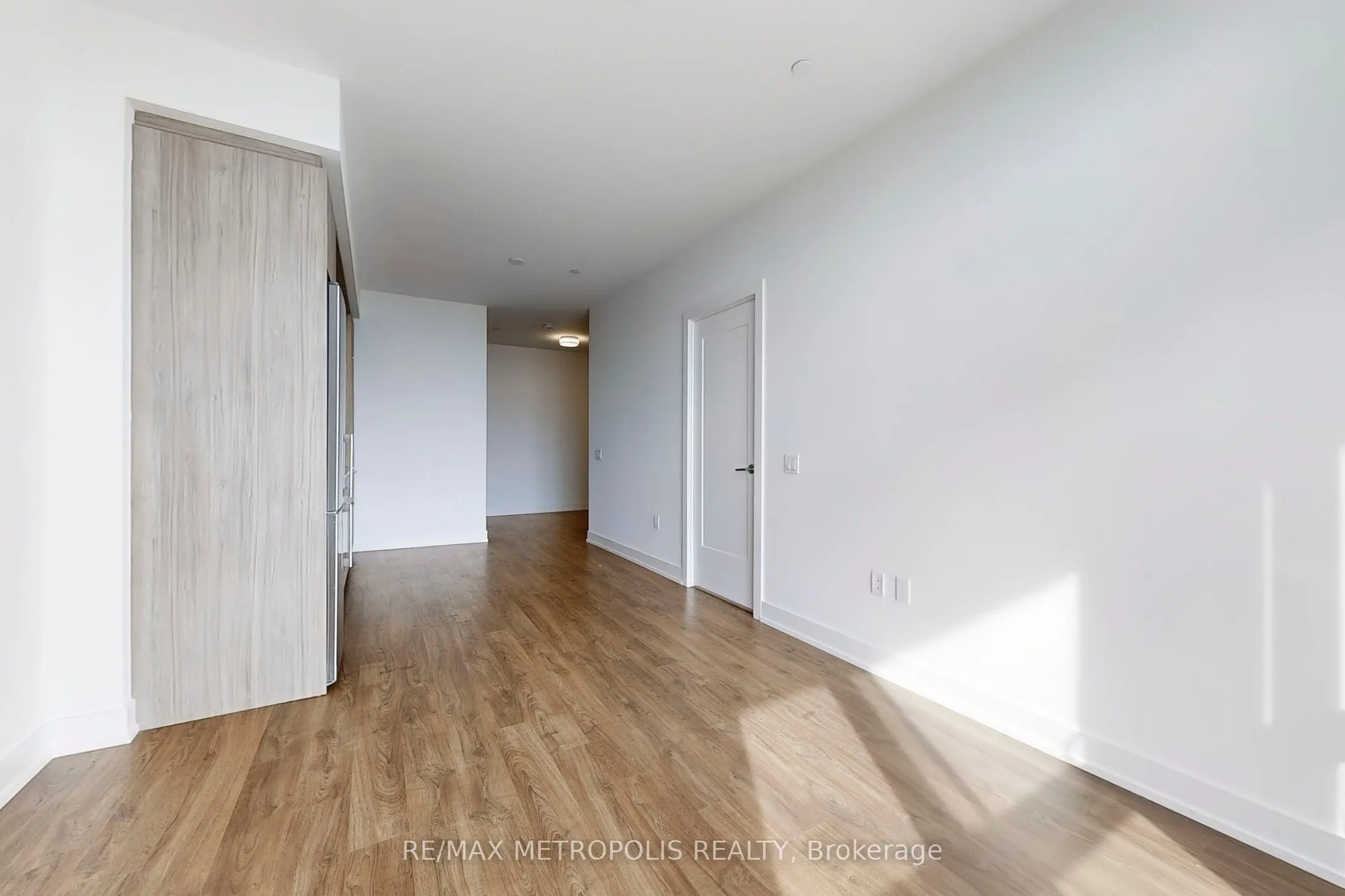 20 Inn On The Park Drive, #638