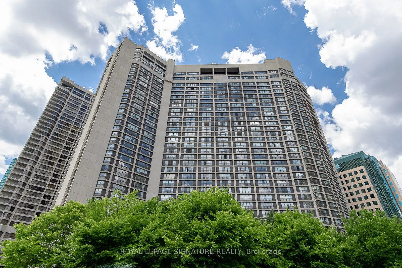 33 Harbour Square, #2436