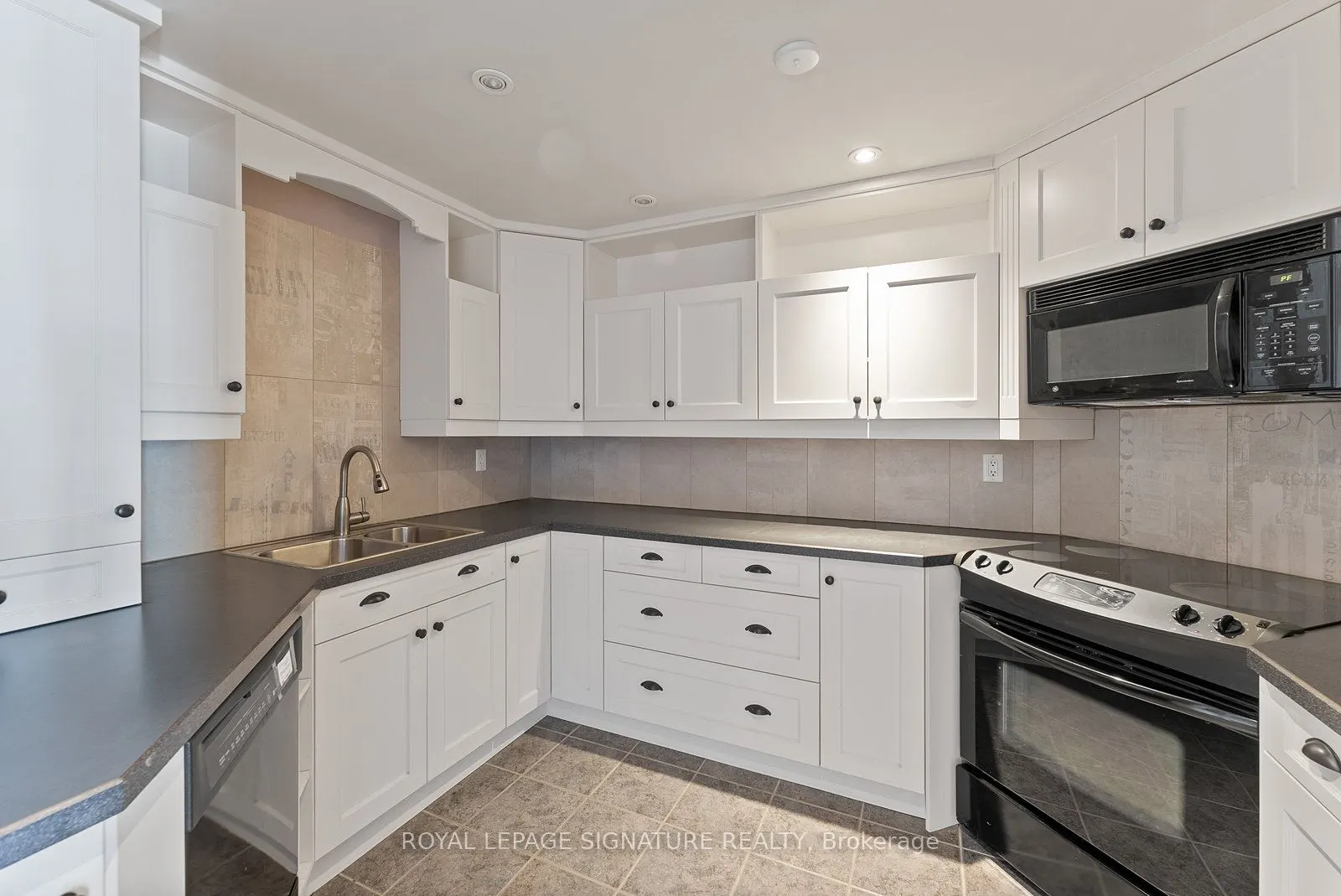 33 Harbour Square, #2436
