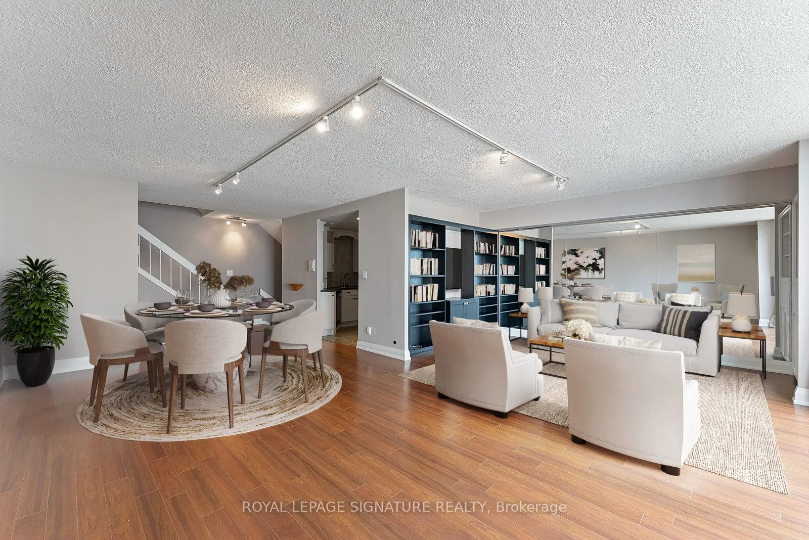 33 Harbour Square, #2436