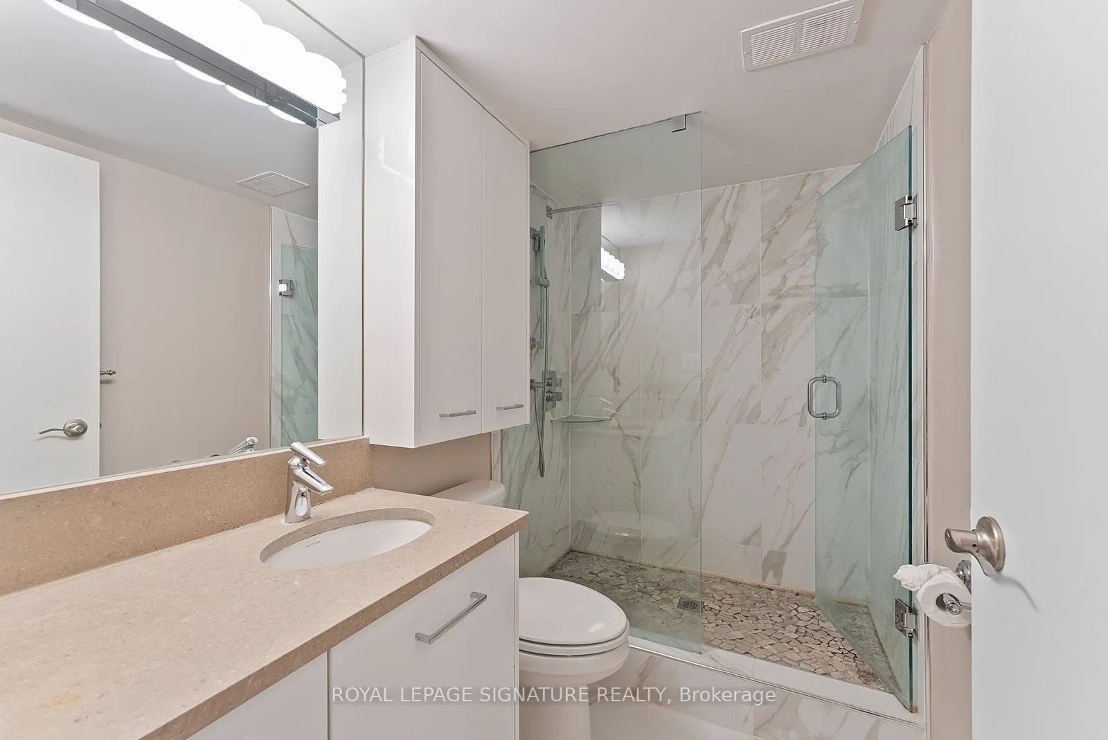 33 Harbour Square, #2436